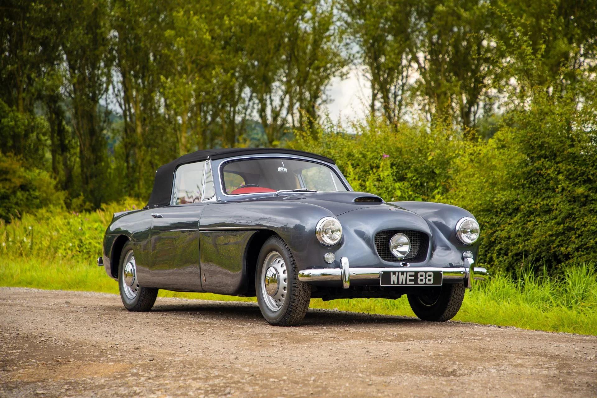 Classic Car Enthusiasts Rejoice: Oulton Park Gold Cup Auction Promises Iconic Finds