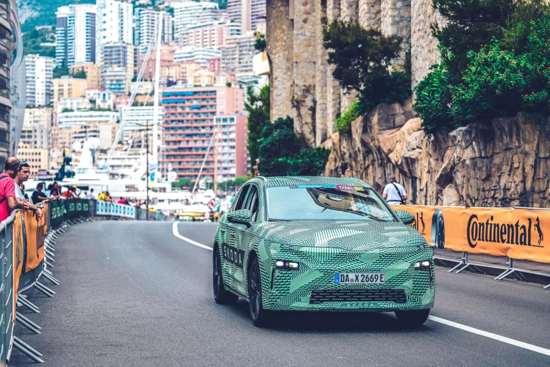 Tadej Pogačar Wins Tour de France as Škoda Elroq Makes Its Public Debut