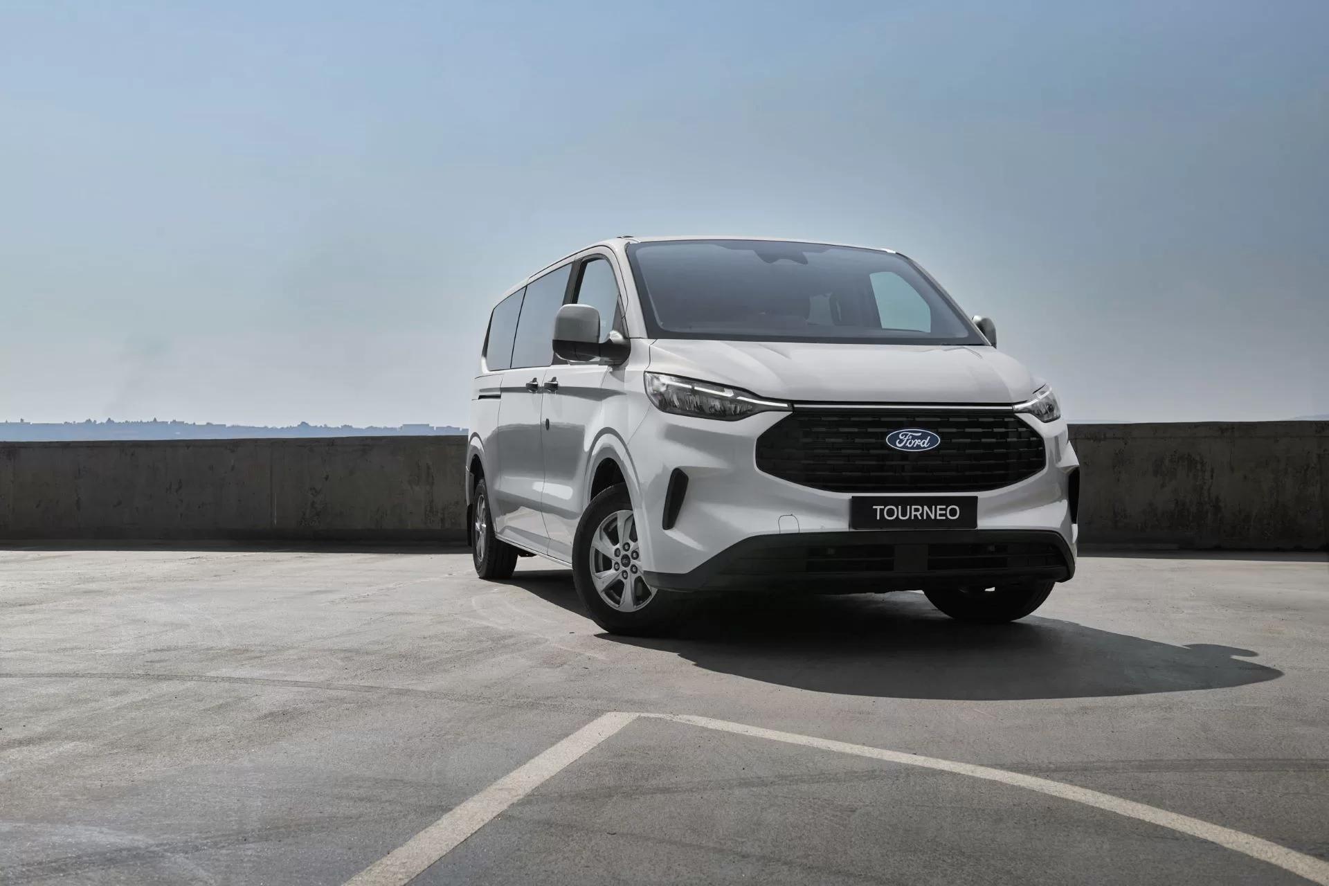 Ford South Africa Unveils Pricing for the New Tourneo: A Blend of Comfort and Efficiency