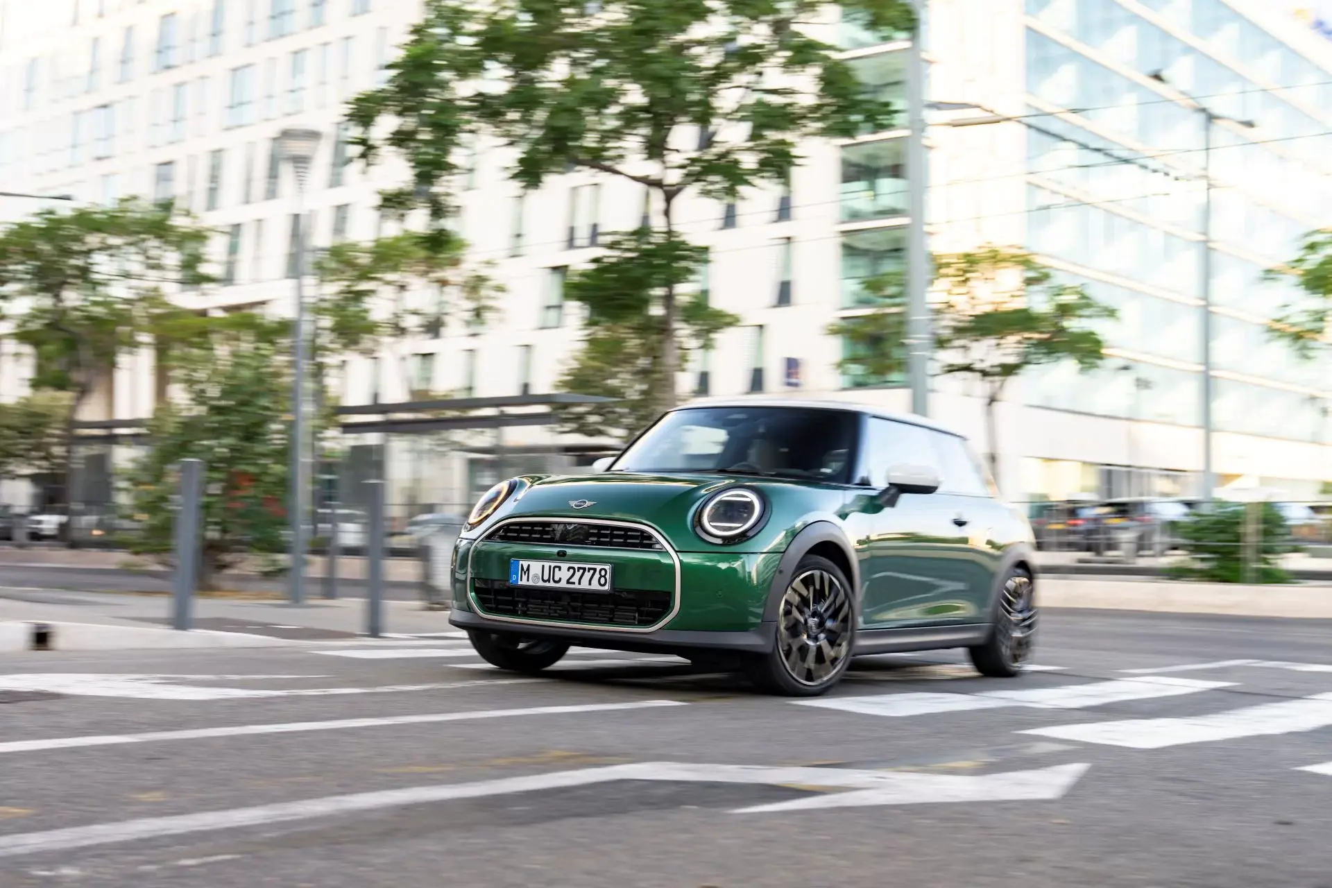 The new all-electric MINI Cooper
