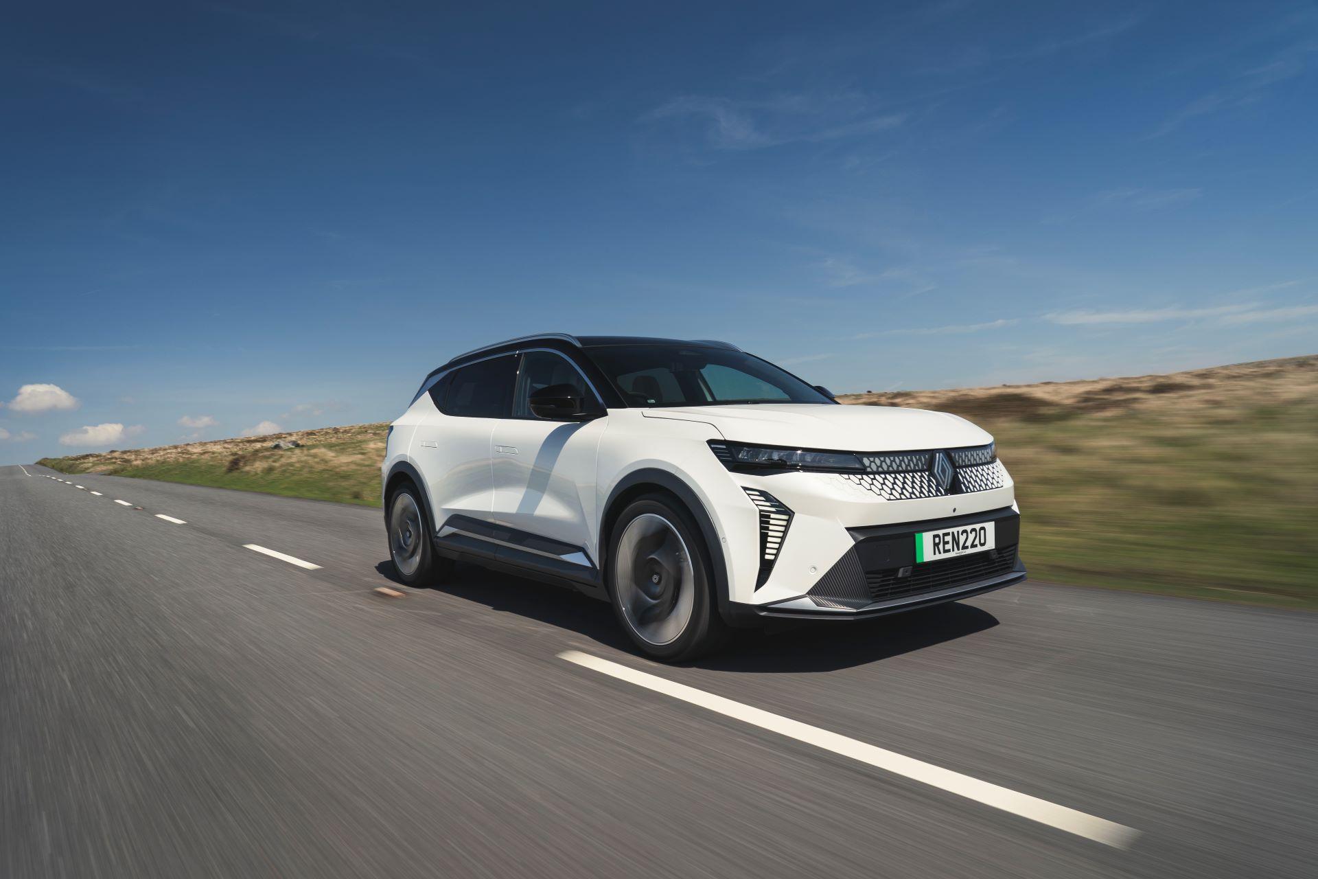 Three Years of Free Servicing with Renault’s September Hybrid and Electric Offers