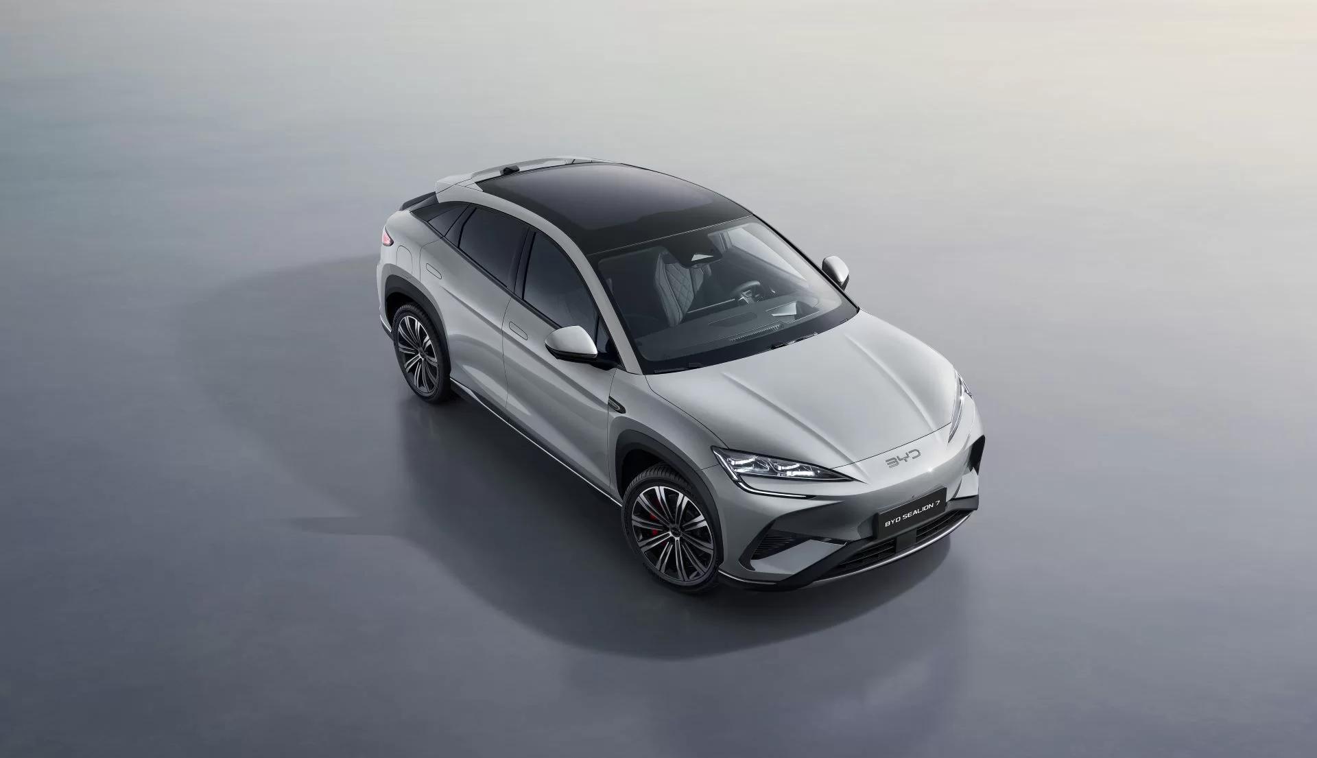 BYD Celebrates Rapid Growth in Europe with SEALION 7 Debut at Paris Motor Show