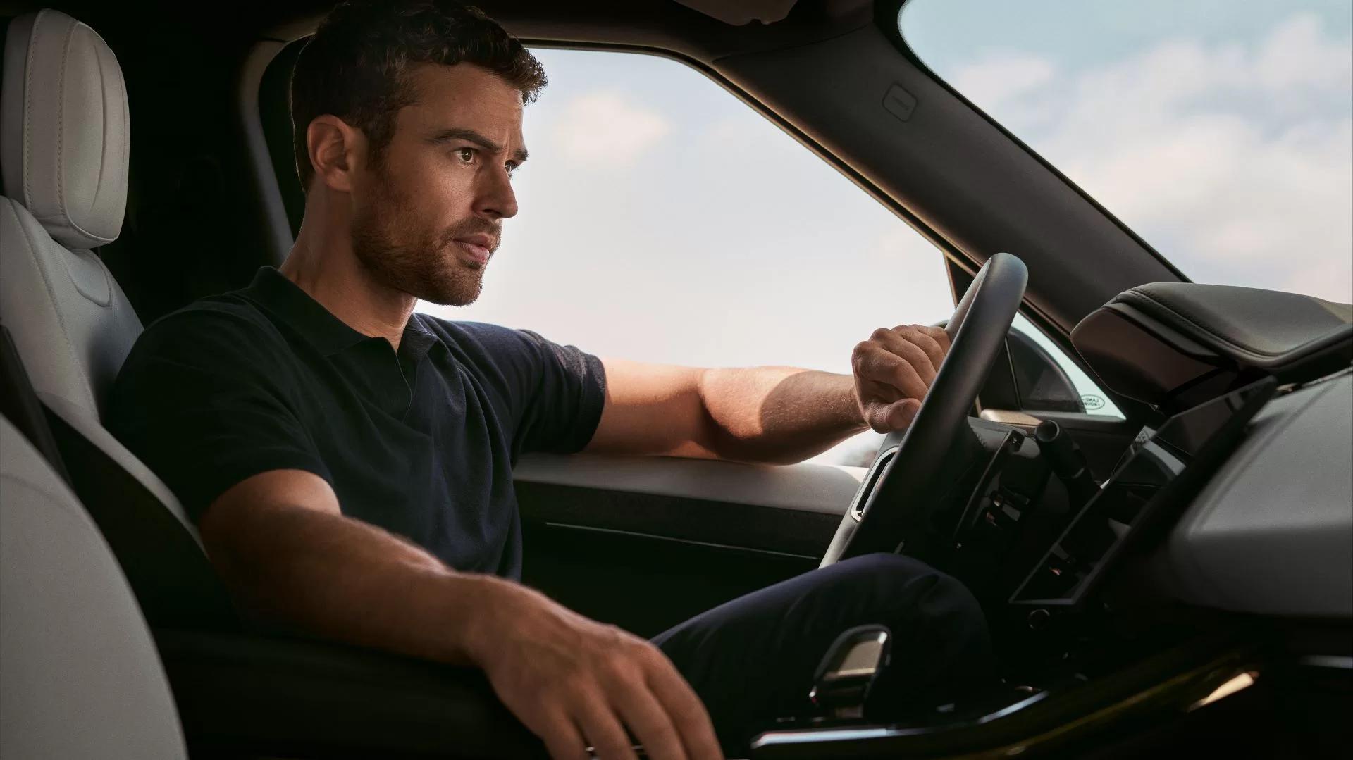 Range Rover Unveils Avant-Garde Global Campaign Featuring Theo James for the New Range Rover Sport