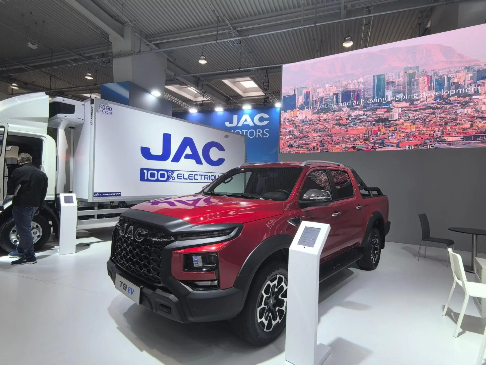 JAC Motors Has Stopped Pretending Its Sedans Belong in Europe — image 3