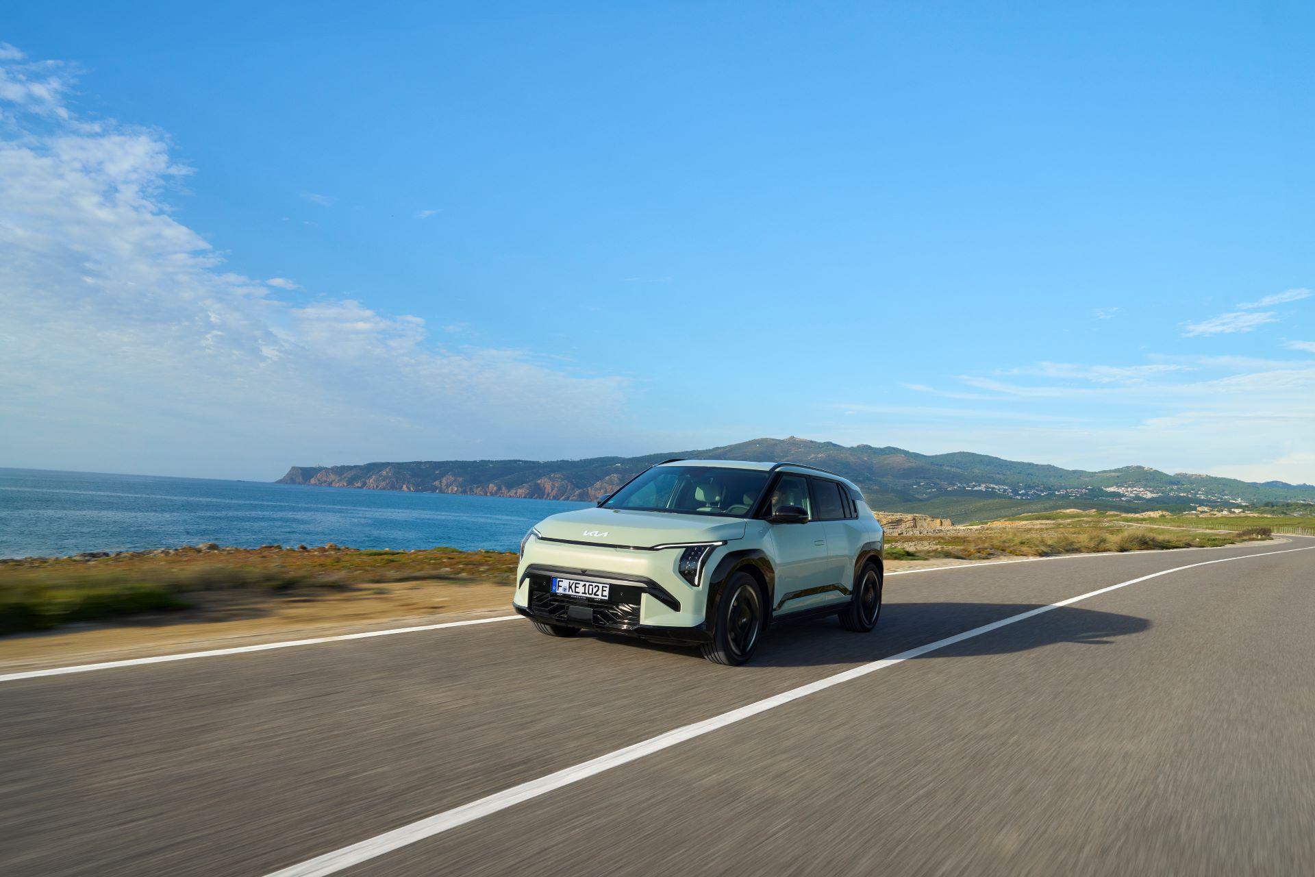 Kia EV3 Named TopGear.com’s ‘Crossover of the Year’ – A Fourth Consecutive Triumph for Kia