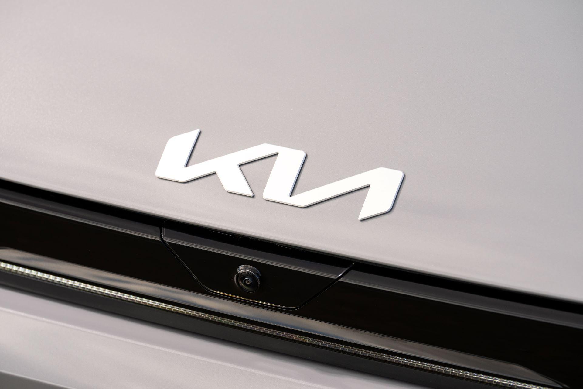 Kia UK Crowned ‘Carmaker of the Year’ at the 2024 Motor Trader Industry Awards