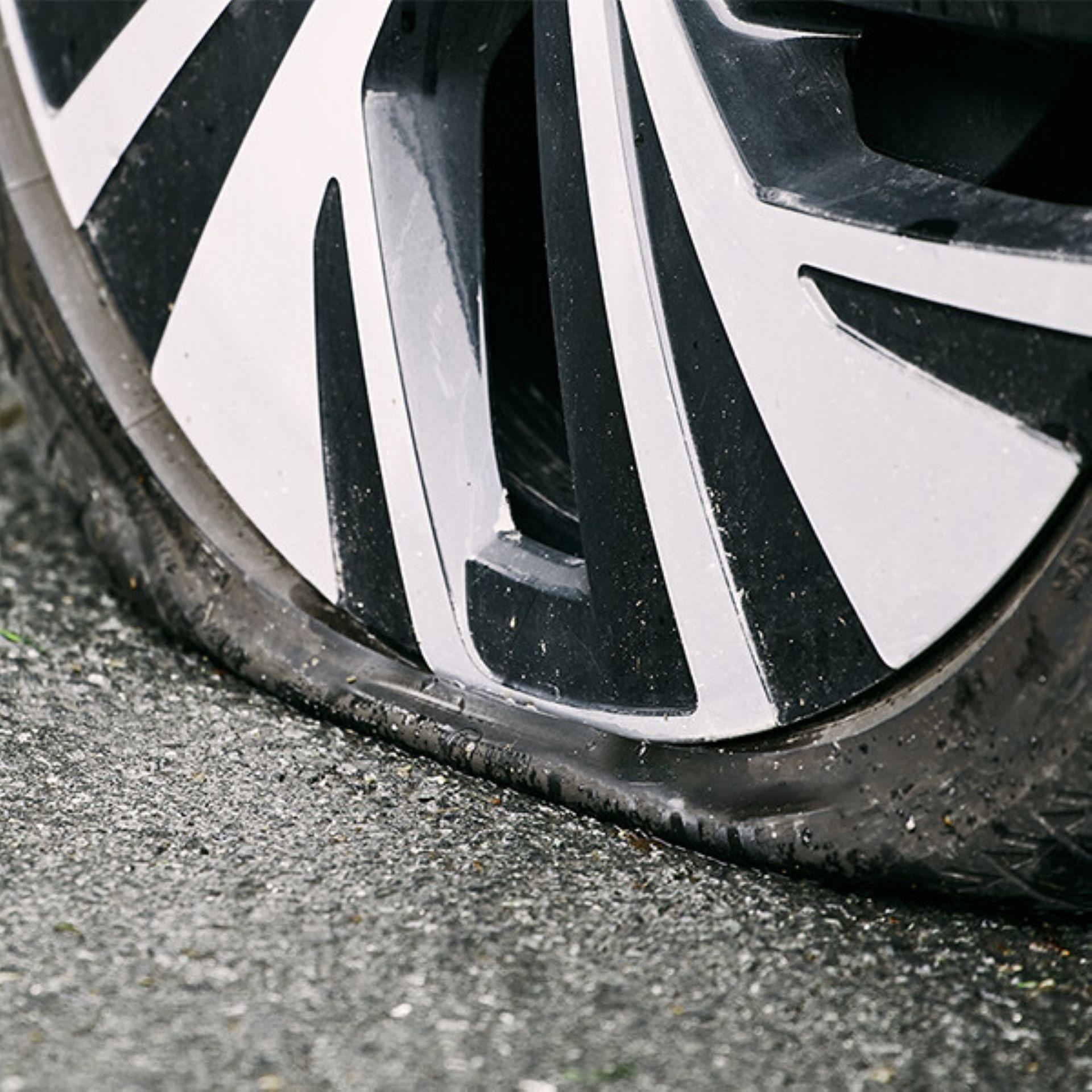 Navigating Road Spiking: Expert Advice on Tyre Safety from Dunlop Tyres SA