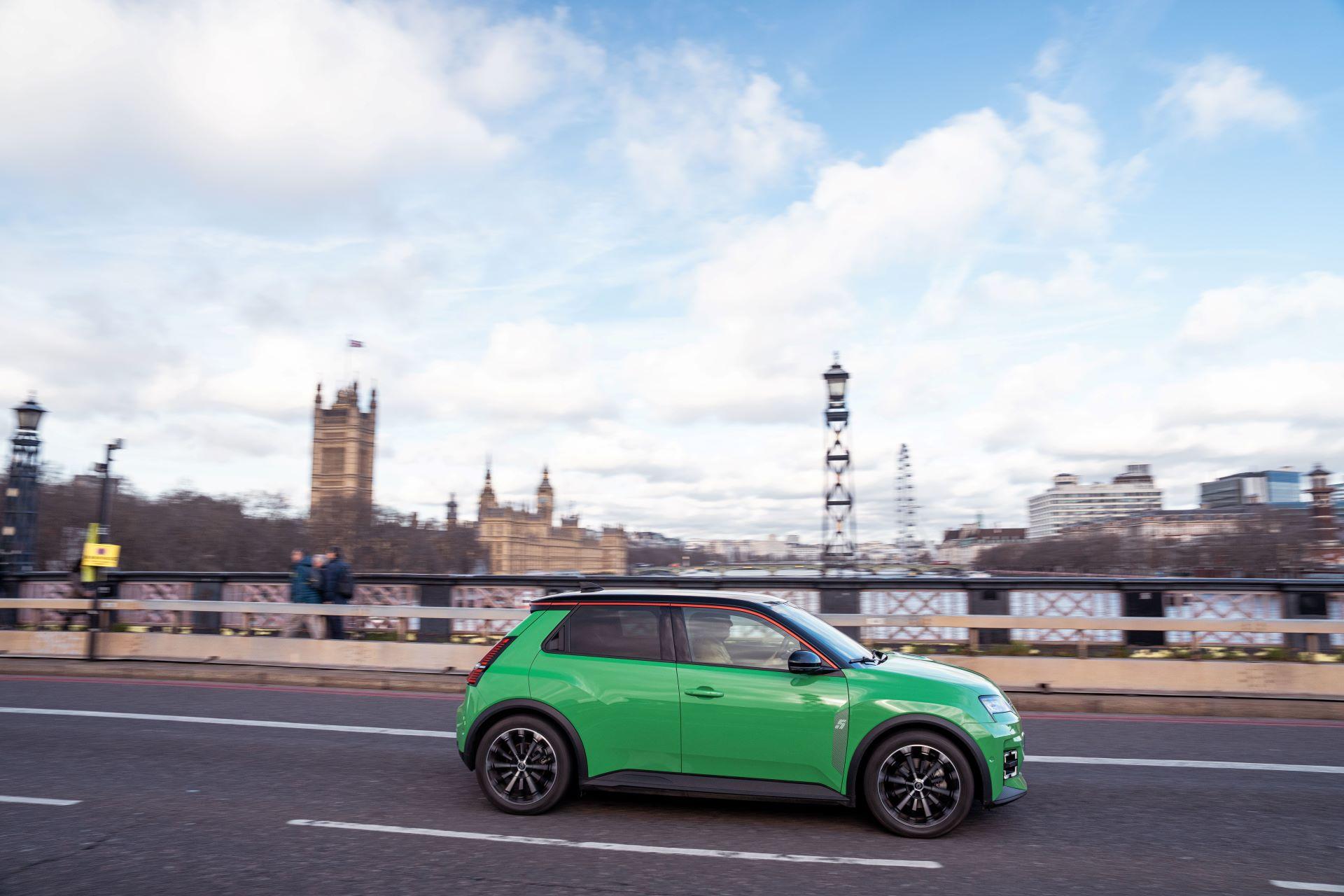 Renault 5 E-Tech Electric: The Newly-Crowned Car of the Year Now Open for Orders