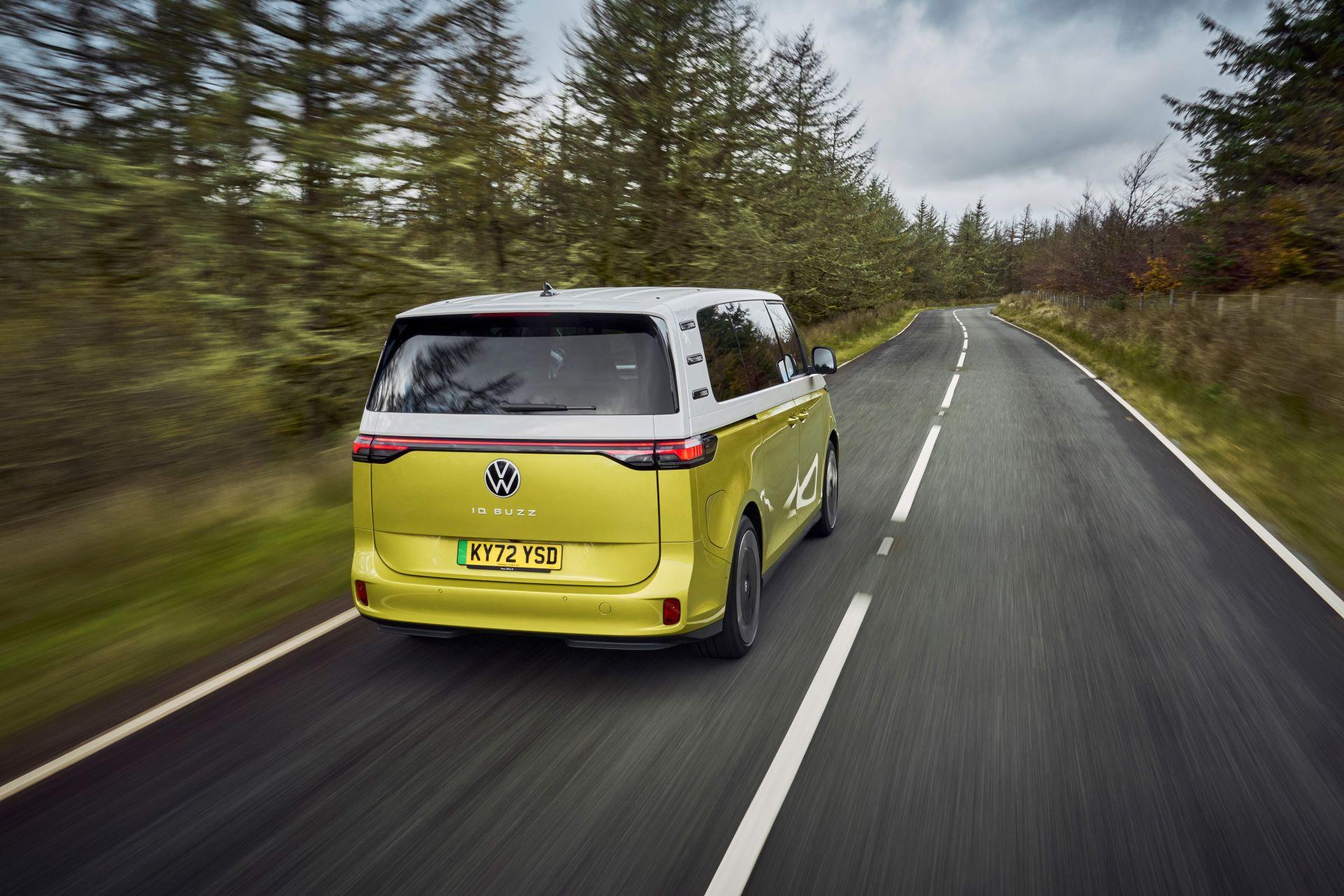 Volkswagen ID. Buzz Clinches ‘MPV of the Year’ at the 2025 Professional Driver Car of the Year Awards