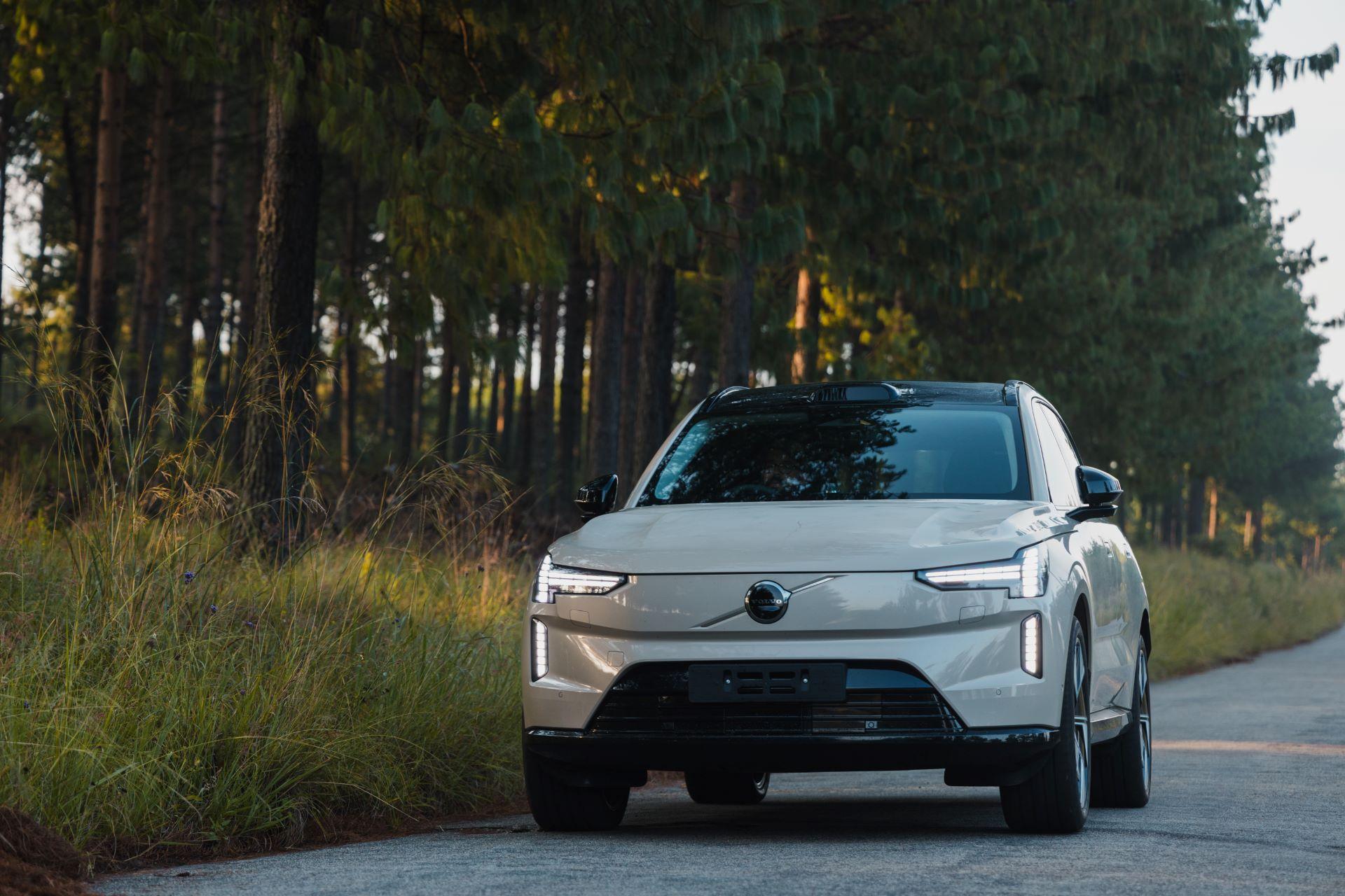 Volvo Drives the Future: Pioneering Sustainable Mobility on Earth Day 2025
