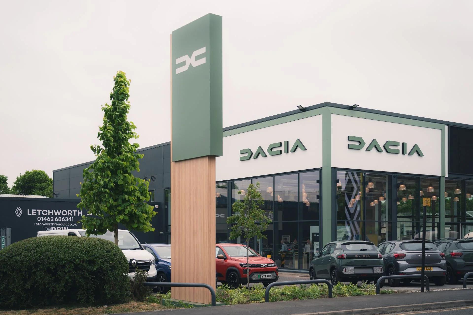 Dacia Opens Bold New Chapter in Letchworth with State-of-the-Art Retailer