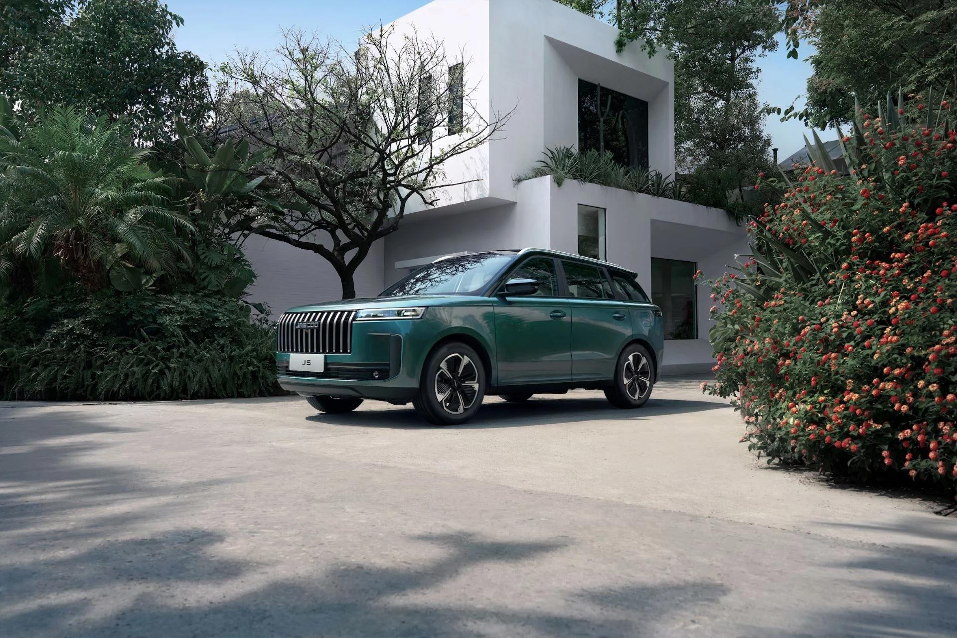 JAECOO J5 Breaks Cover at Shanghai Show: Premium Motoring Made More Accessible for South Africa