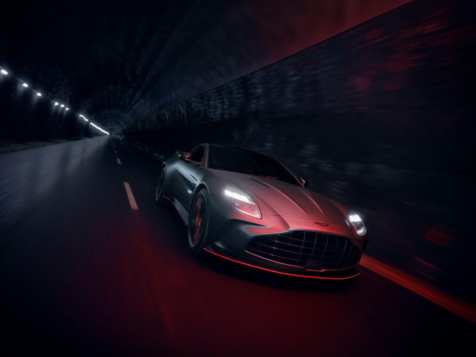 Aston Martin Unveils Vantage S: The Pinnacle of Performance in a Legendary Lineage