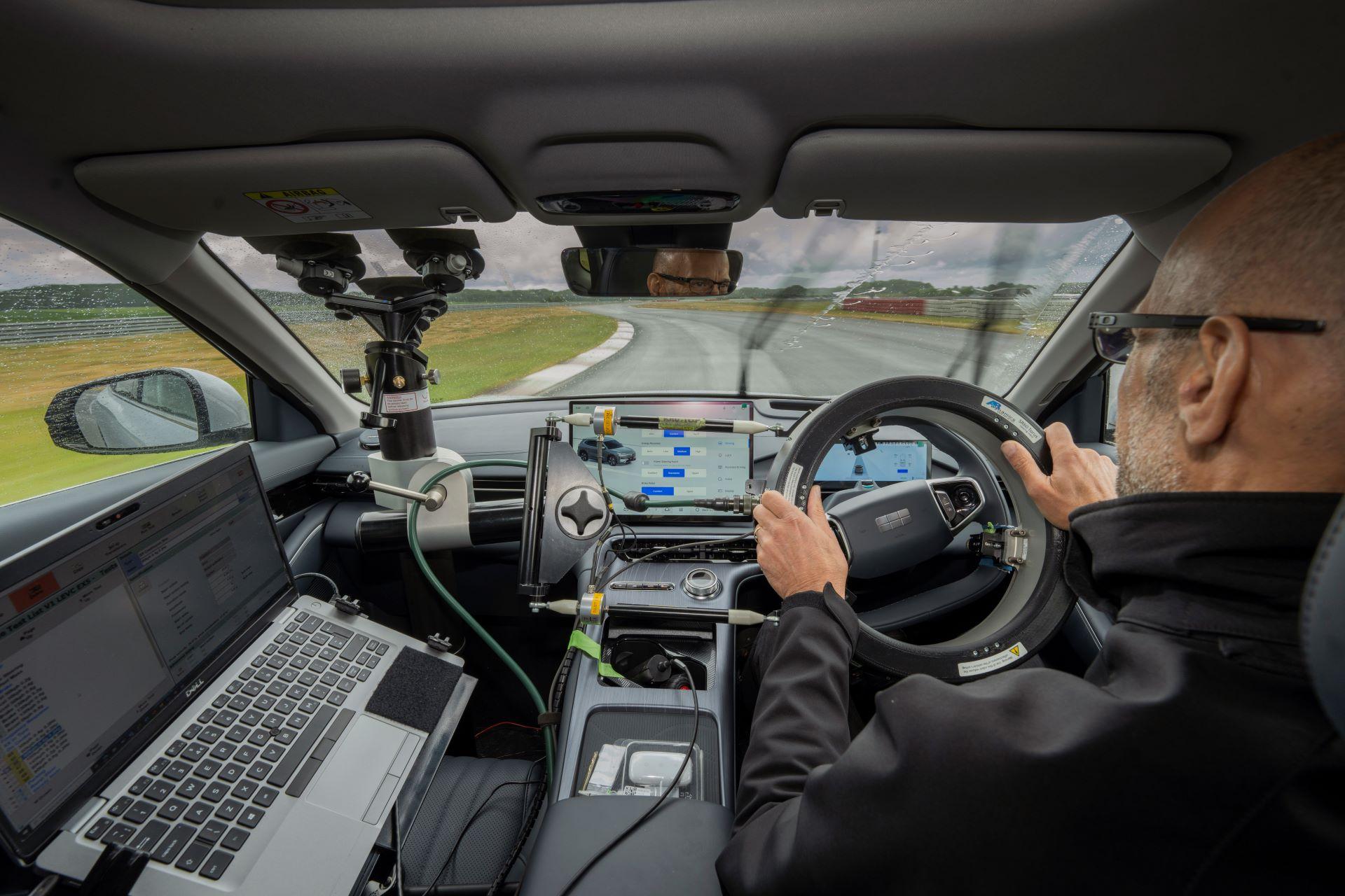 Geely Auto Establishes UK Presence with All-Electric EX5 SUV