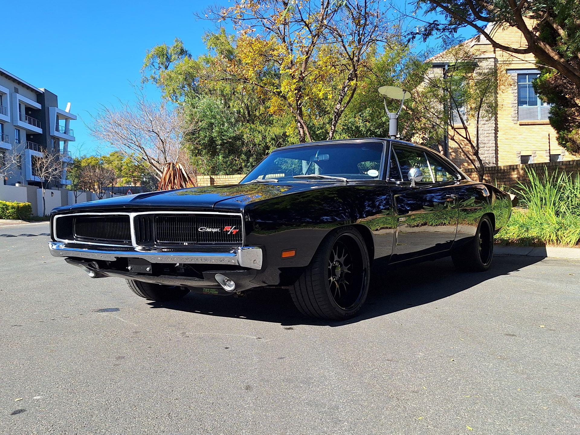 Headline Acts and Hidden Gems: Creative Rides Winter Auction Brings the Heat to Bryanston