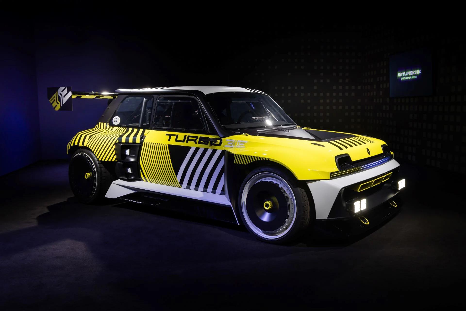 Renault Electrifies Goodwood Festival of Speed with Dazzling Line-Up of Retro-Futuristic Icons