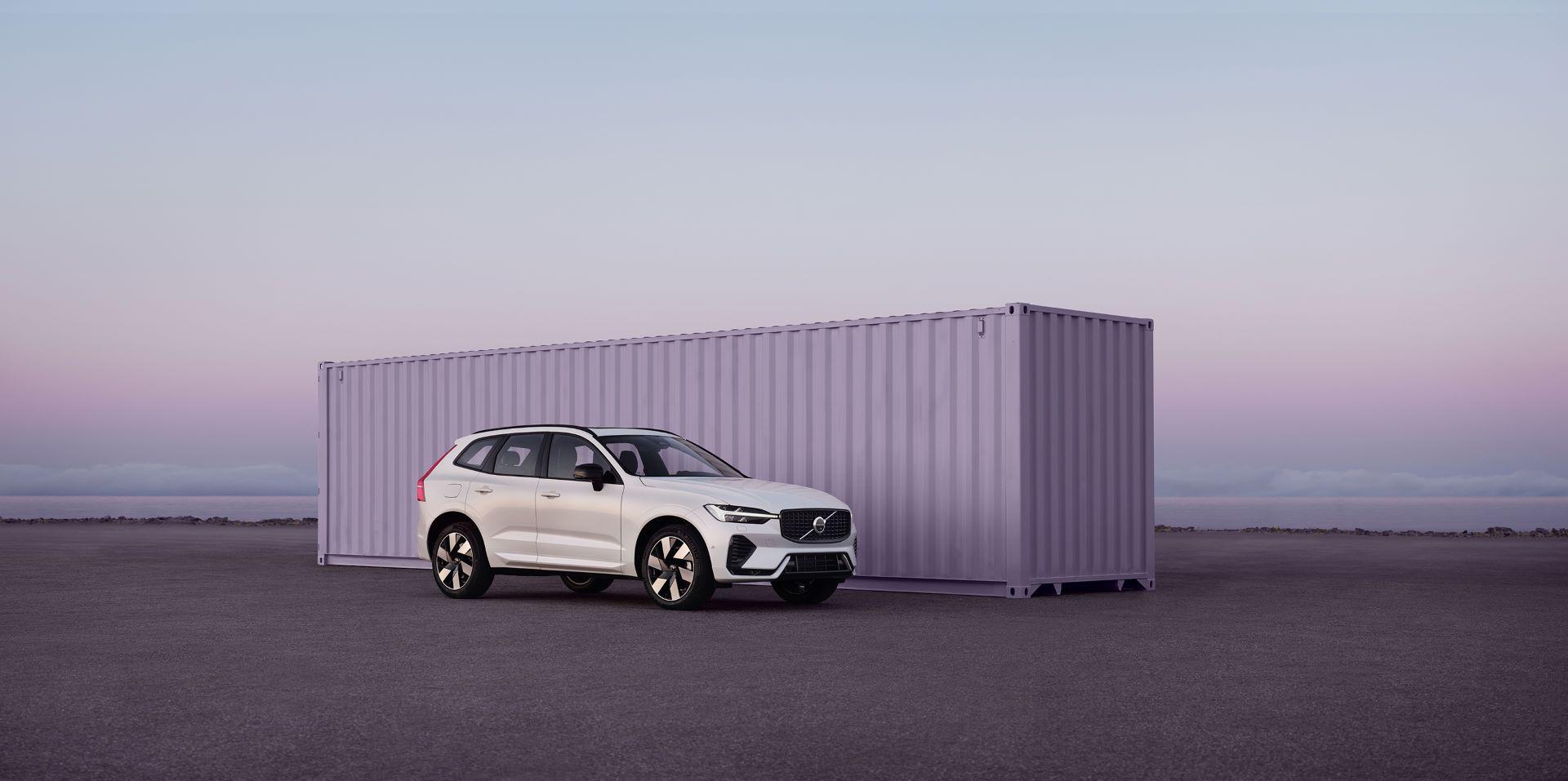 Volvo Car South Africa Enhances XC60 Ownership with Limited-Time 7-Year Maintenance Plan