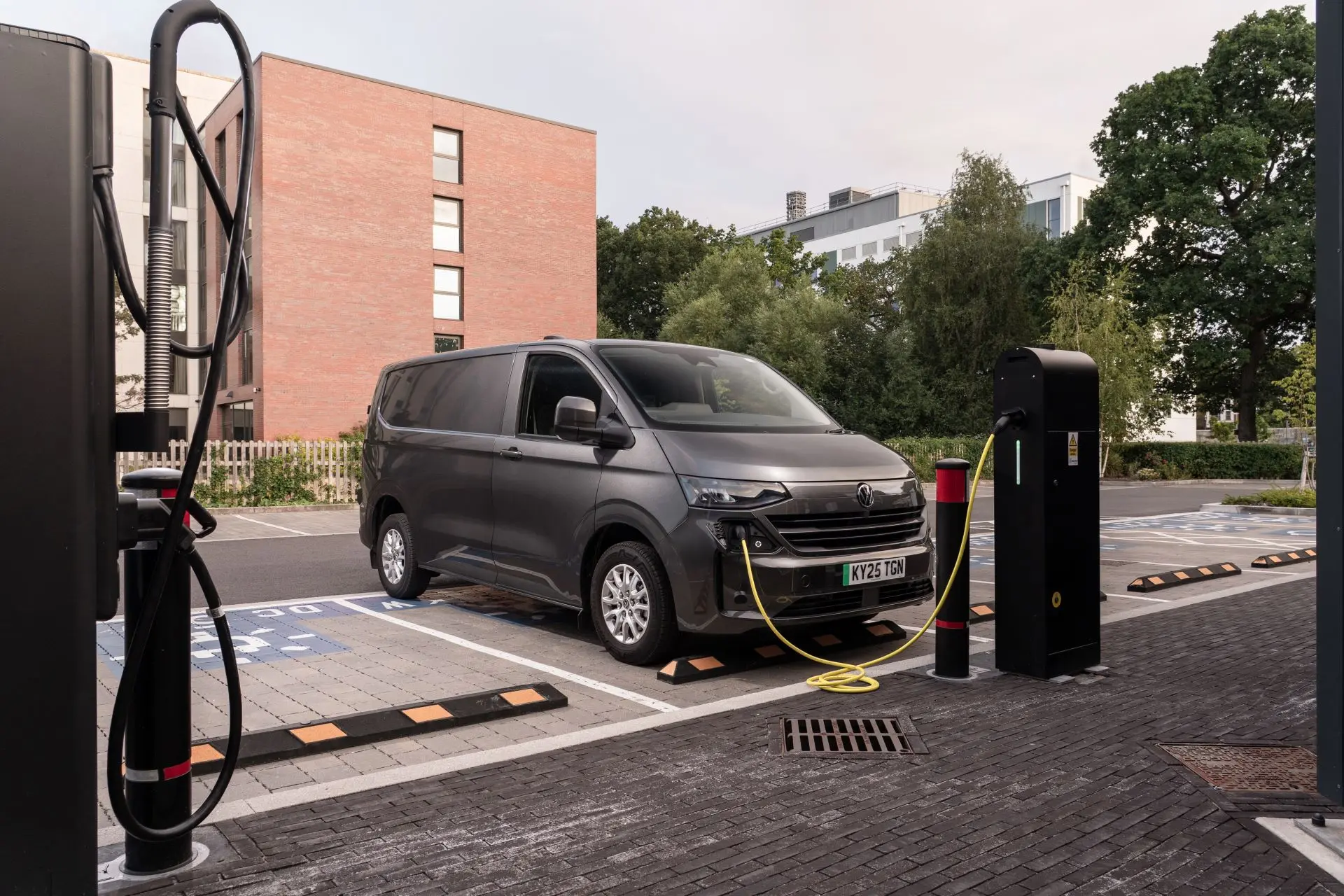 Majority Of Uk Van Drivers Ready To Switch To Electric Volkswagen Research Finds
