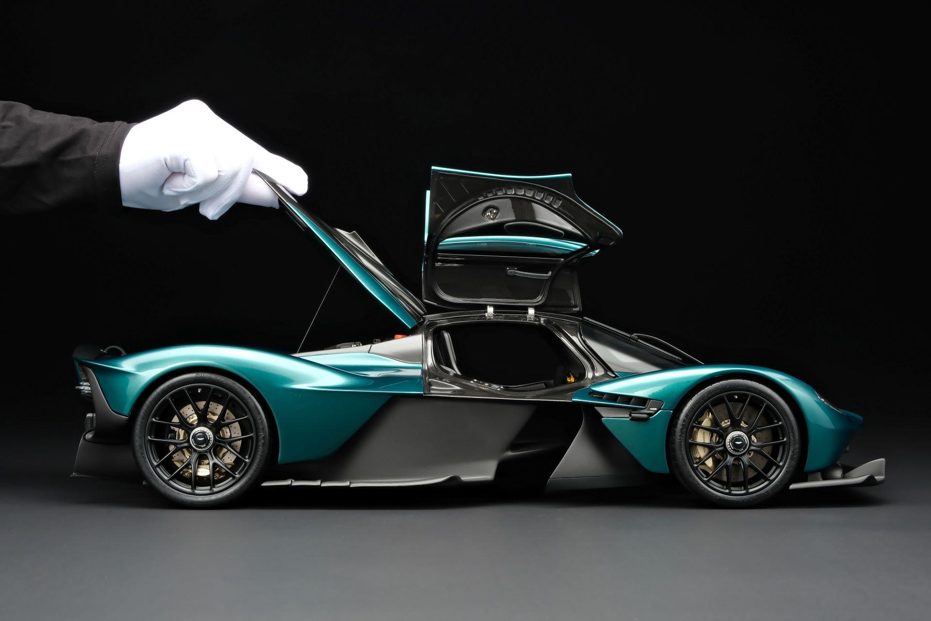 Amalgam Collection Unveils Exquisite 1:8 Scale Aston Martin Valkyrie Models