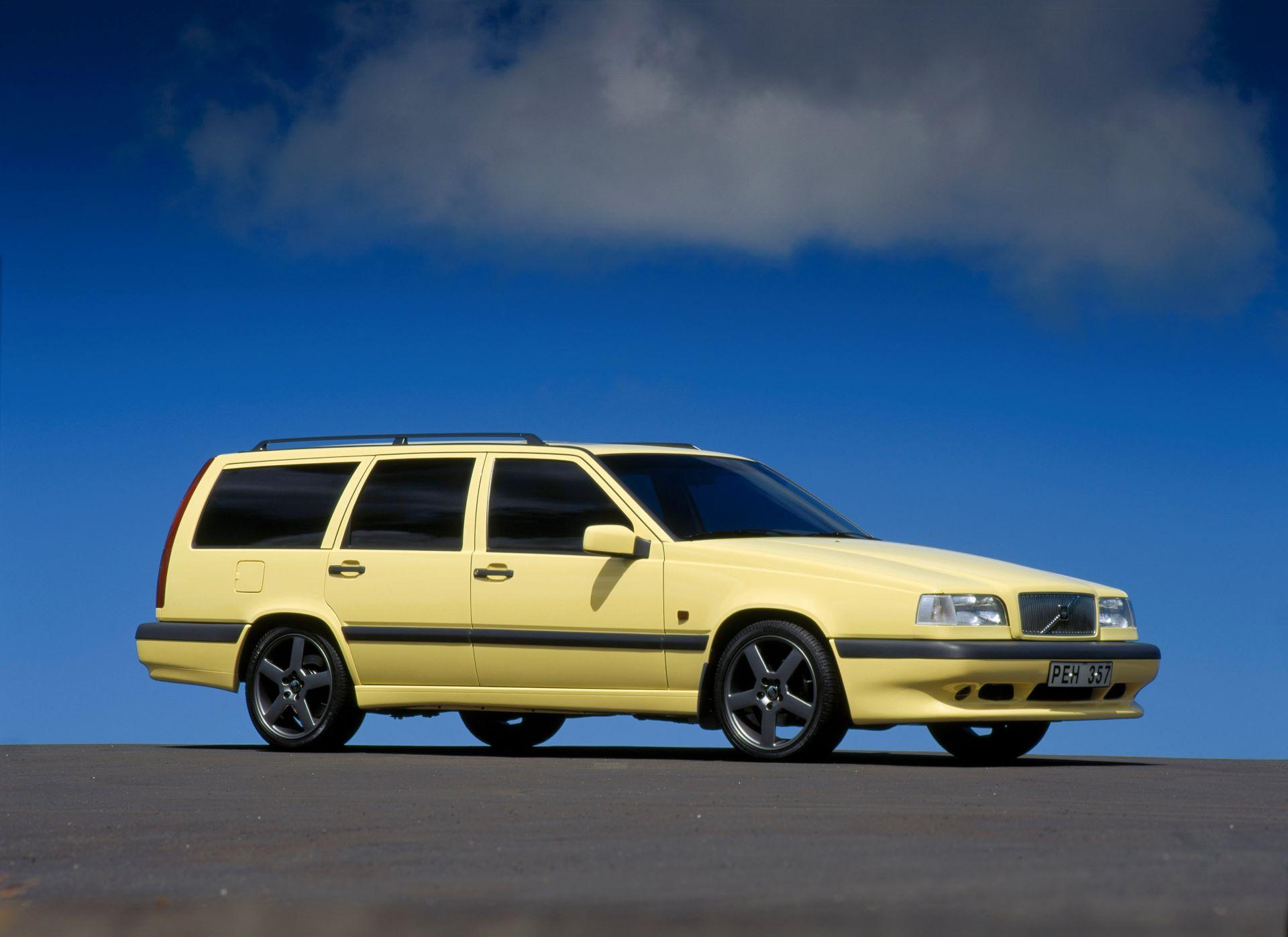 Thirty Years of Thrill: How the Volvo 850 T-5R Laid the Foundation for Electrified Performance