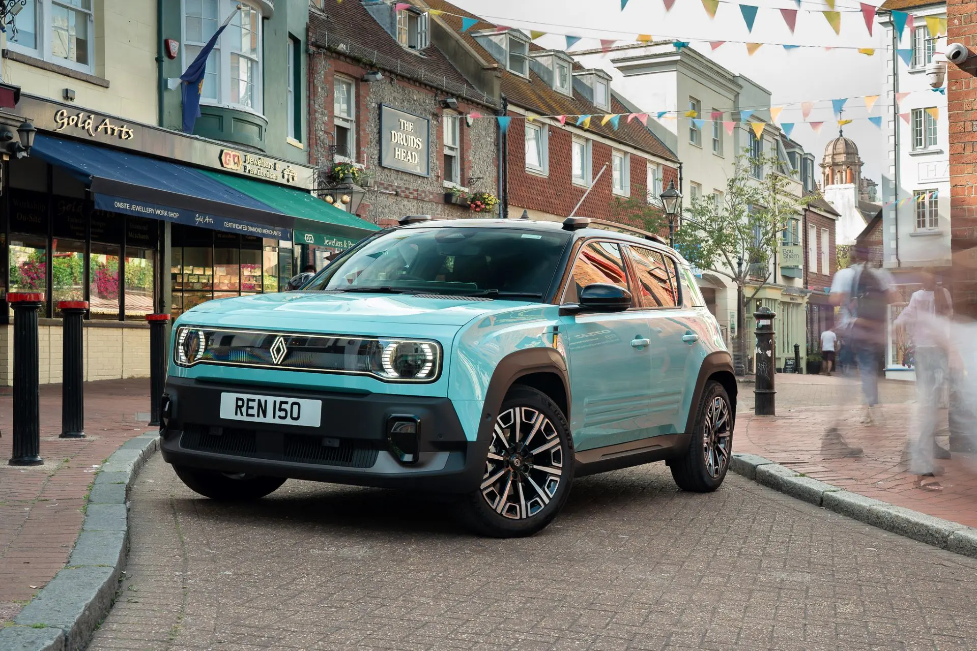 Renault 4 E-Tech Electric Shortlisted for Car of the Year 2026