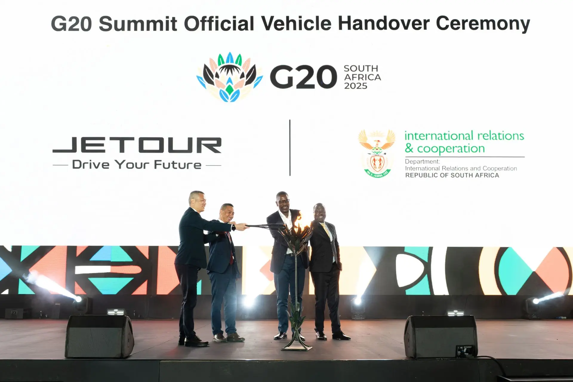 Jetour Powers G20 Summit with VIP T-Series Convoy Fleet