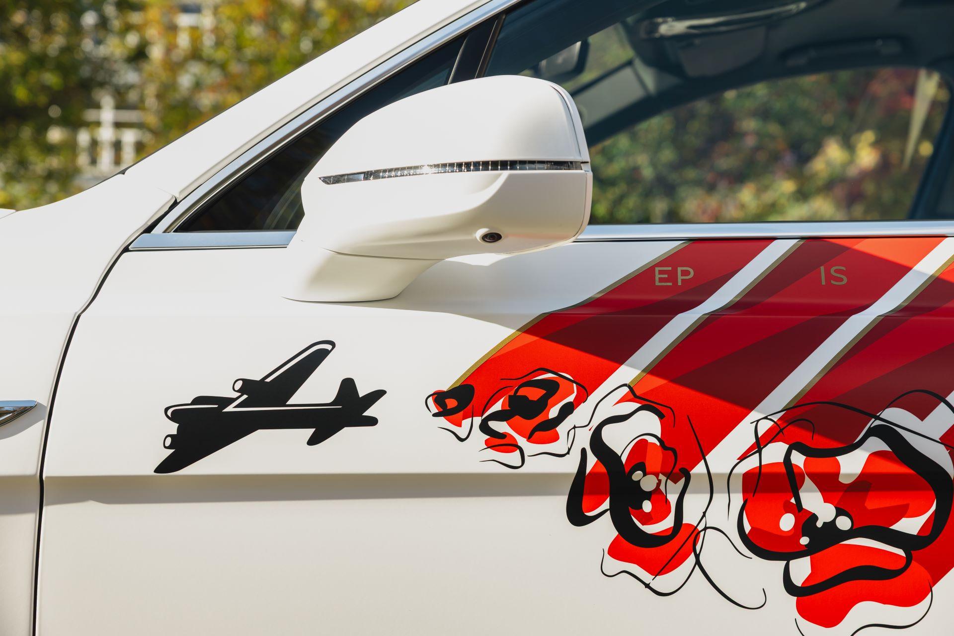 Bentley Unveils a Solemn Tribute: A One-of-a-Kind Bentayga EWB Azure Honouring Remembrance Day