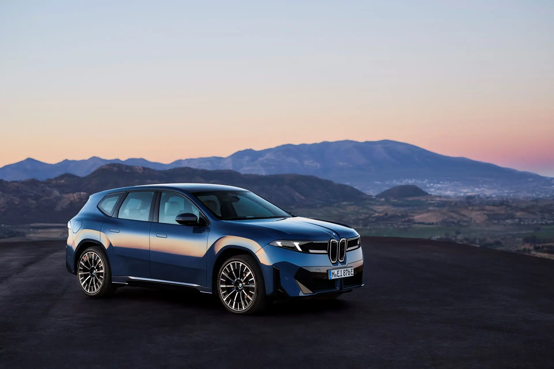 BMW iX3 Crowned Top Gear Magazine’s 2025 Car of the Year