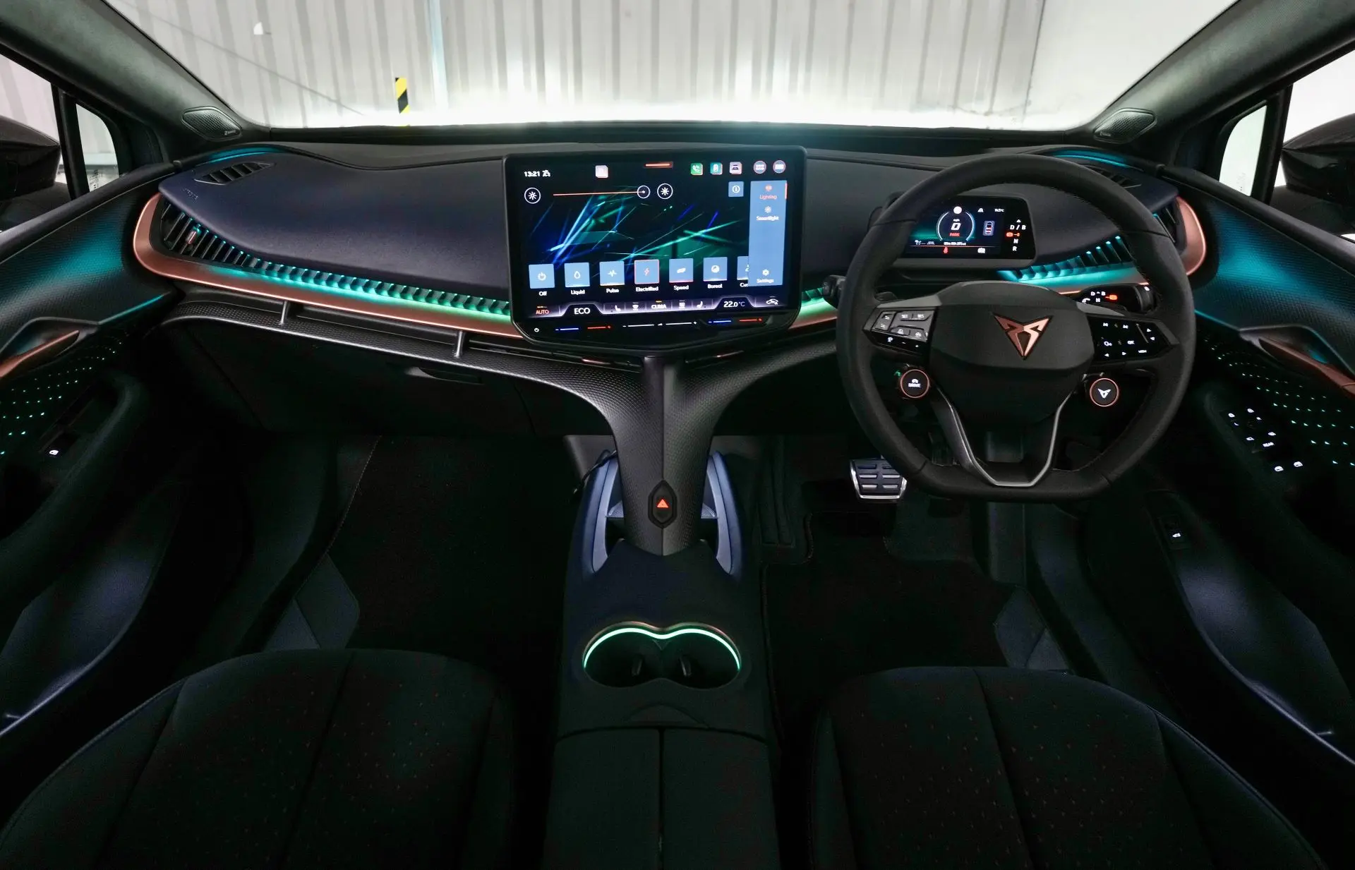 CUPRA Tavascan: Lighting the Way to an Emotionally Charged Driving Experience