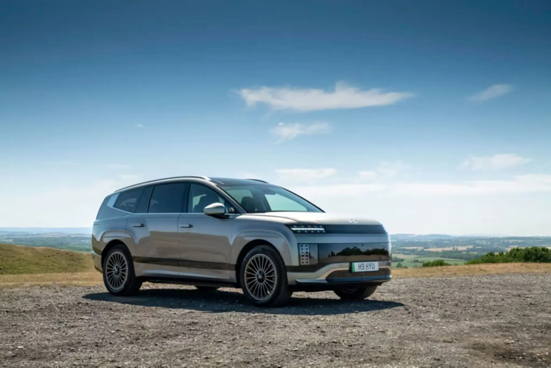 Hyundai IONIQ 9 Crowned Comfortable Cruiser of the Year