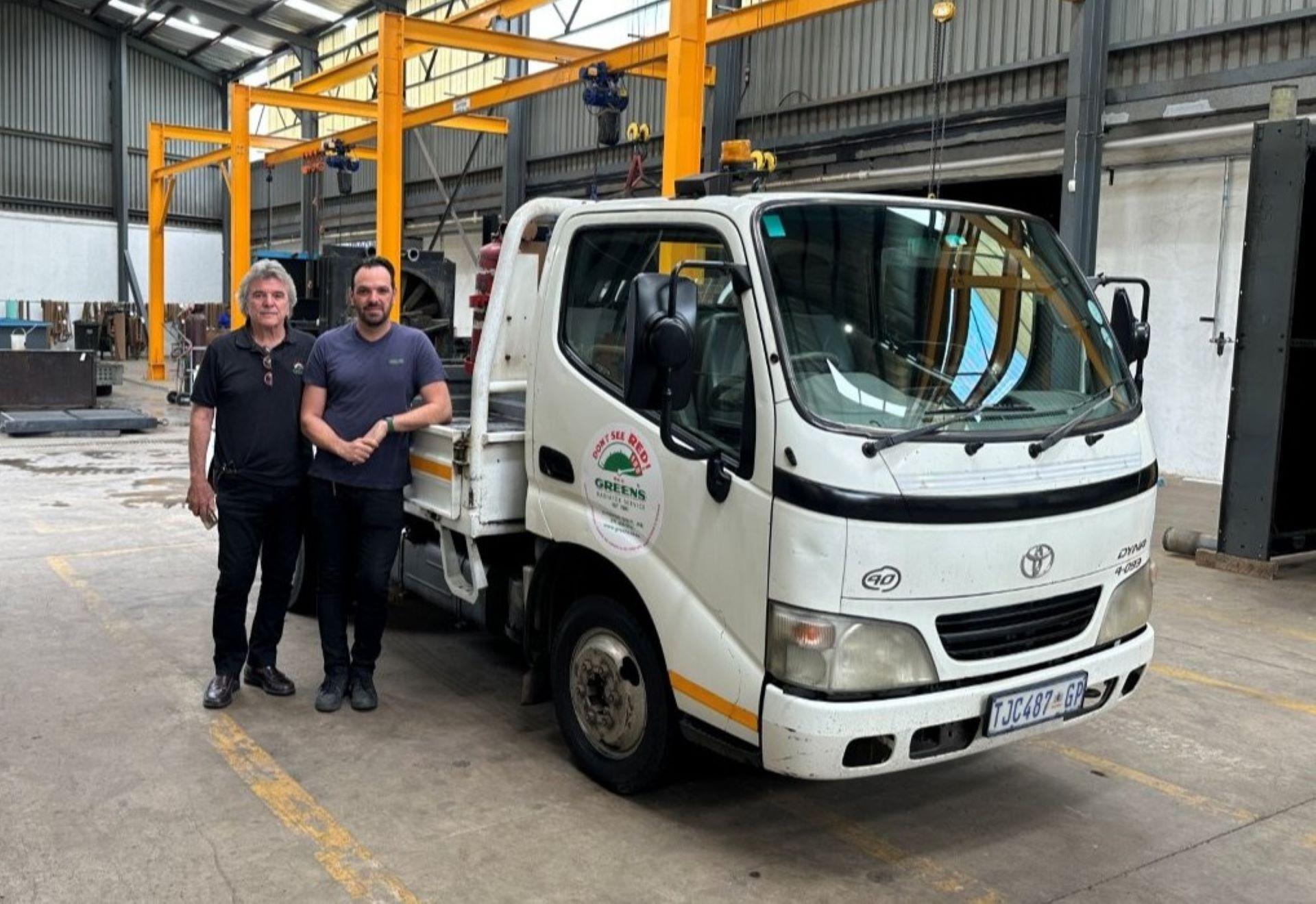 Johannesburg Hino 200 Truck Hits One Million Kilometres After 19 Years of Service