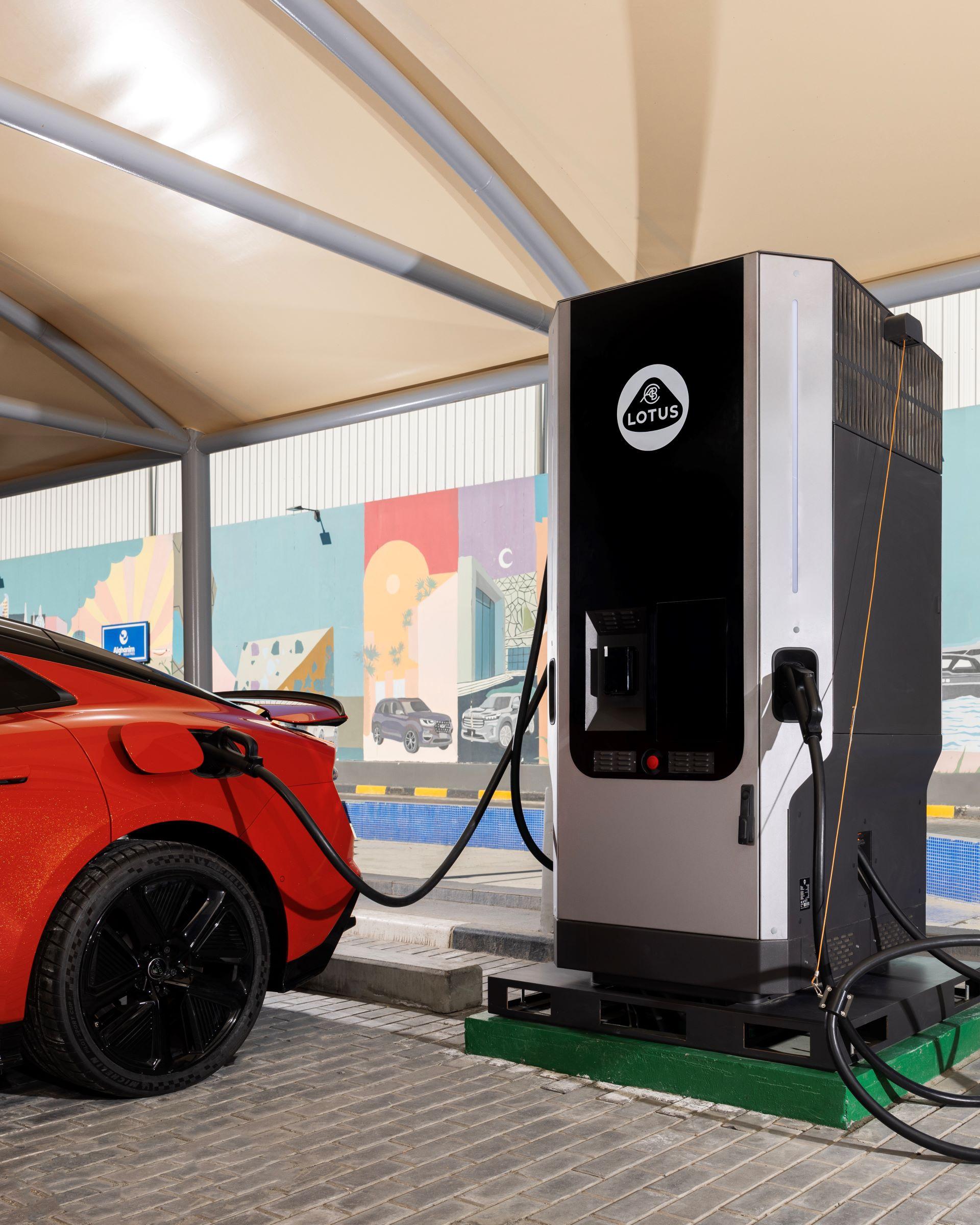 Lotus Emeya Breaks EV Charging Record with Ultra-Fast 443kW Boost