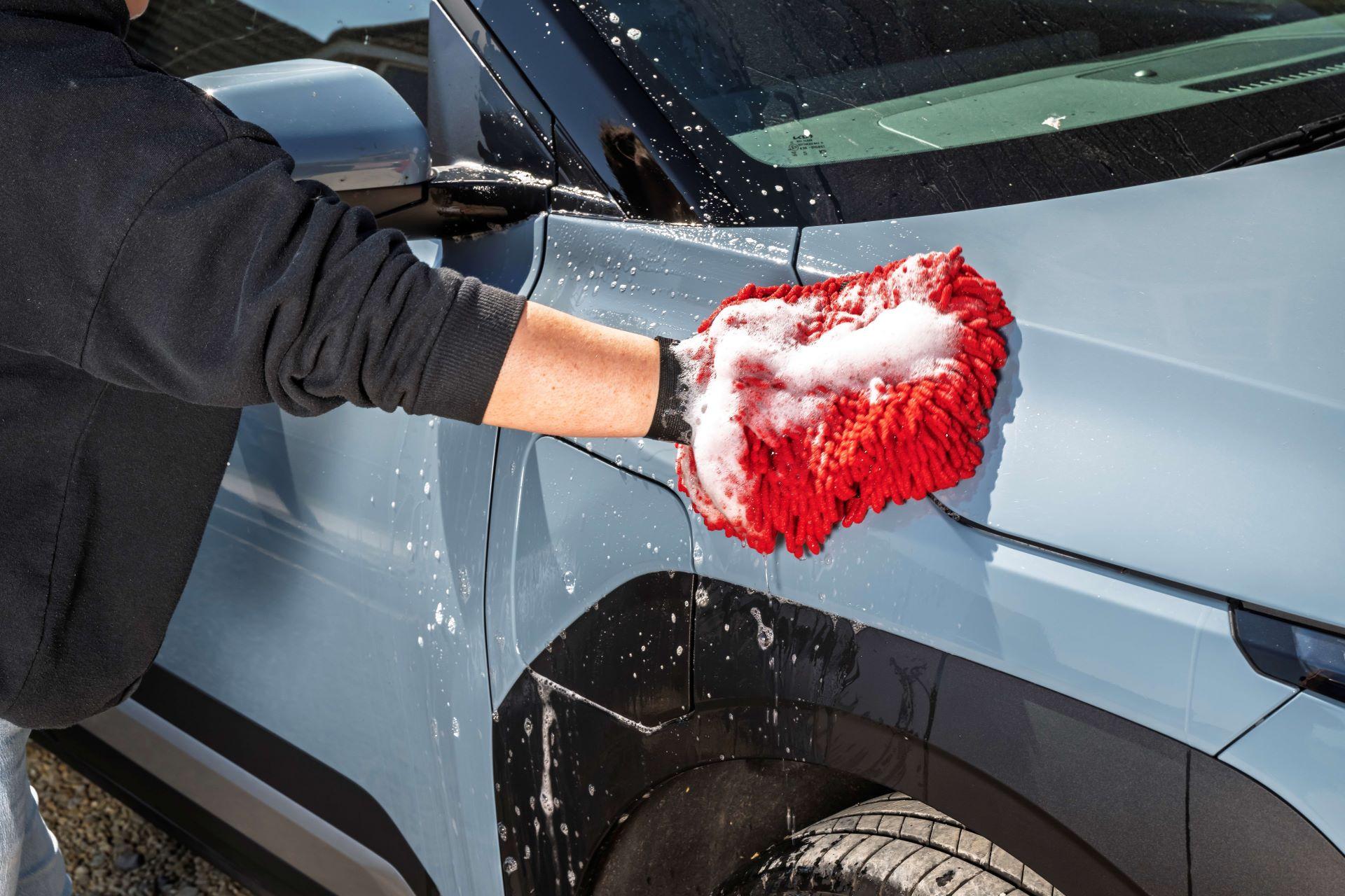 Men Would Rather Receive Car Care Kits than Socks This Christmas