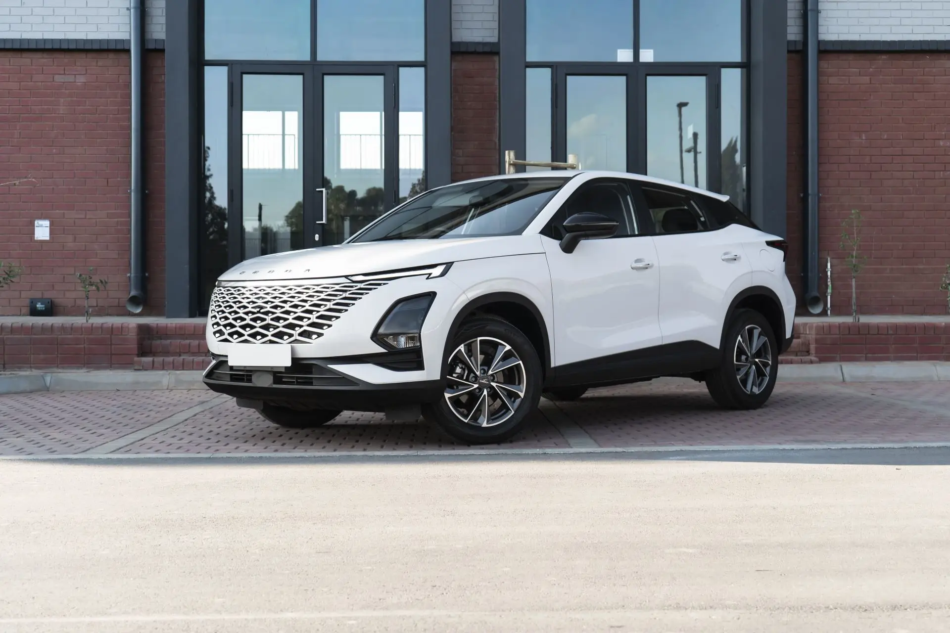 OMODA C5 Range Strengthens Its Value Proposition With More Power, New Transmissions and Elevated Specification