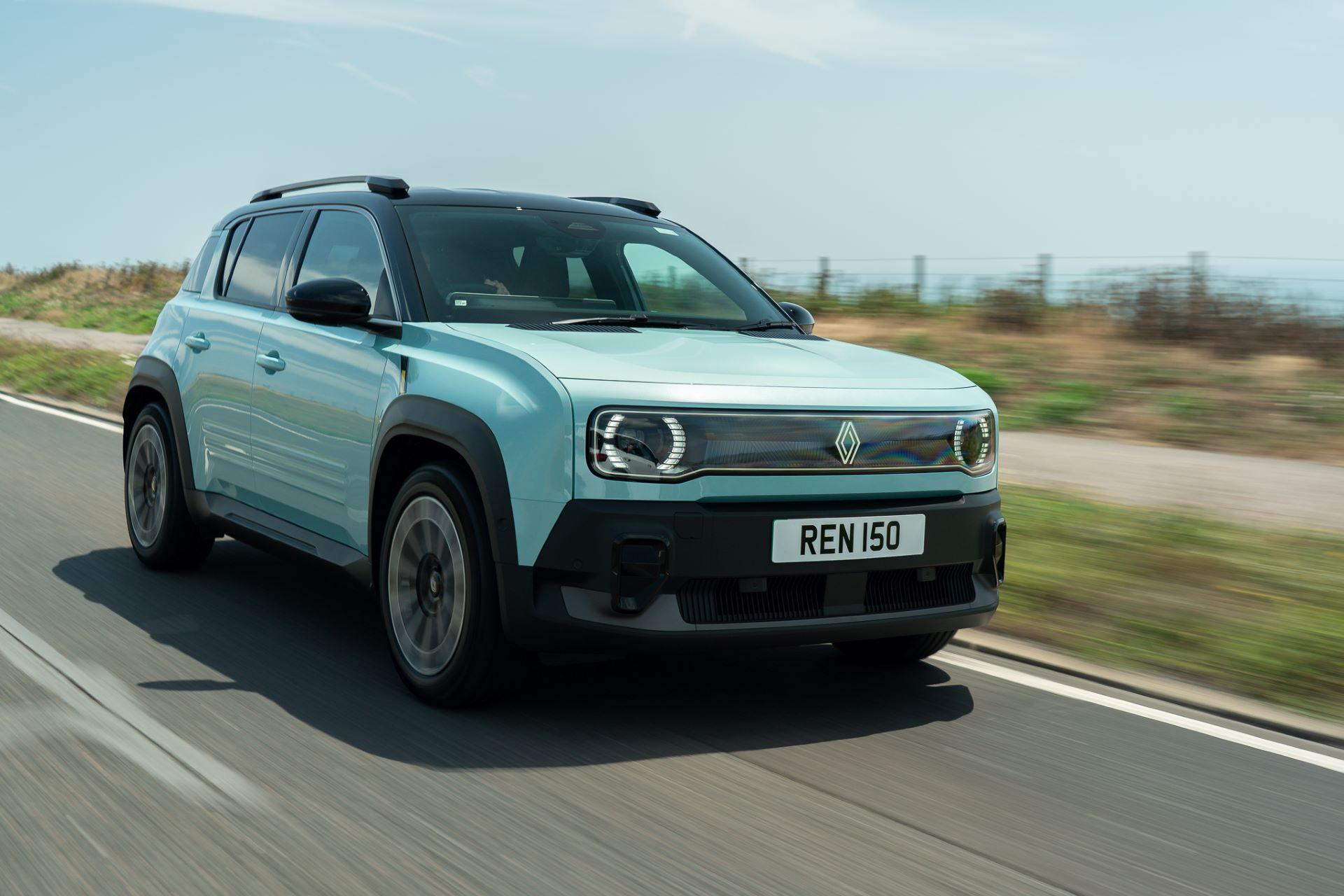 Renault 4 E-Tech Electric Named TopGear.com’s ‘Crossover of the Year’ 2026