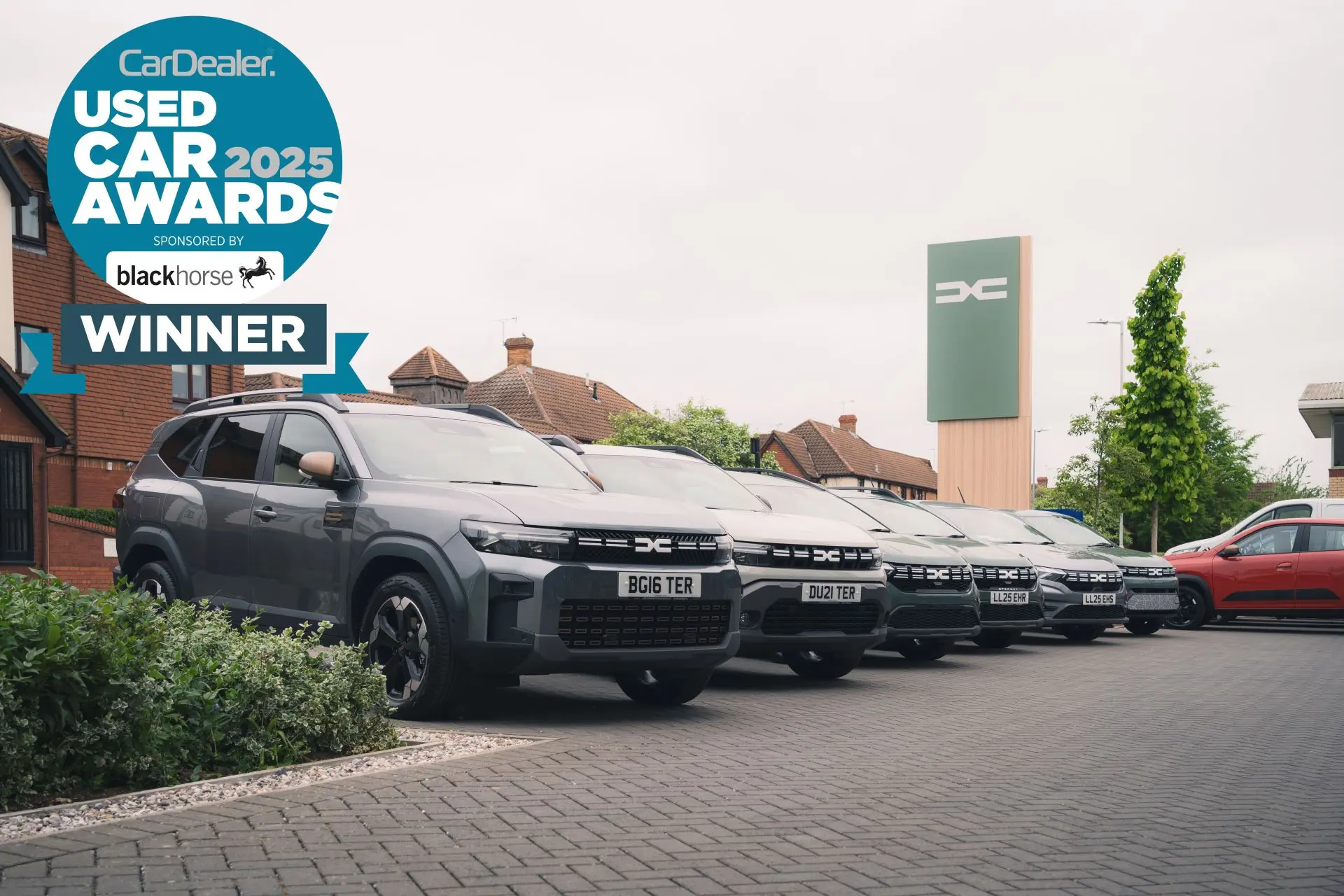 Renault Group’s ‘renew’ Programme Crowned UK’s Leading Manufacturer-Backed Used Car Scheme