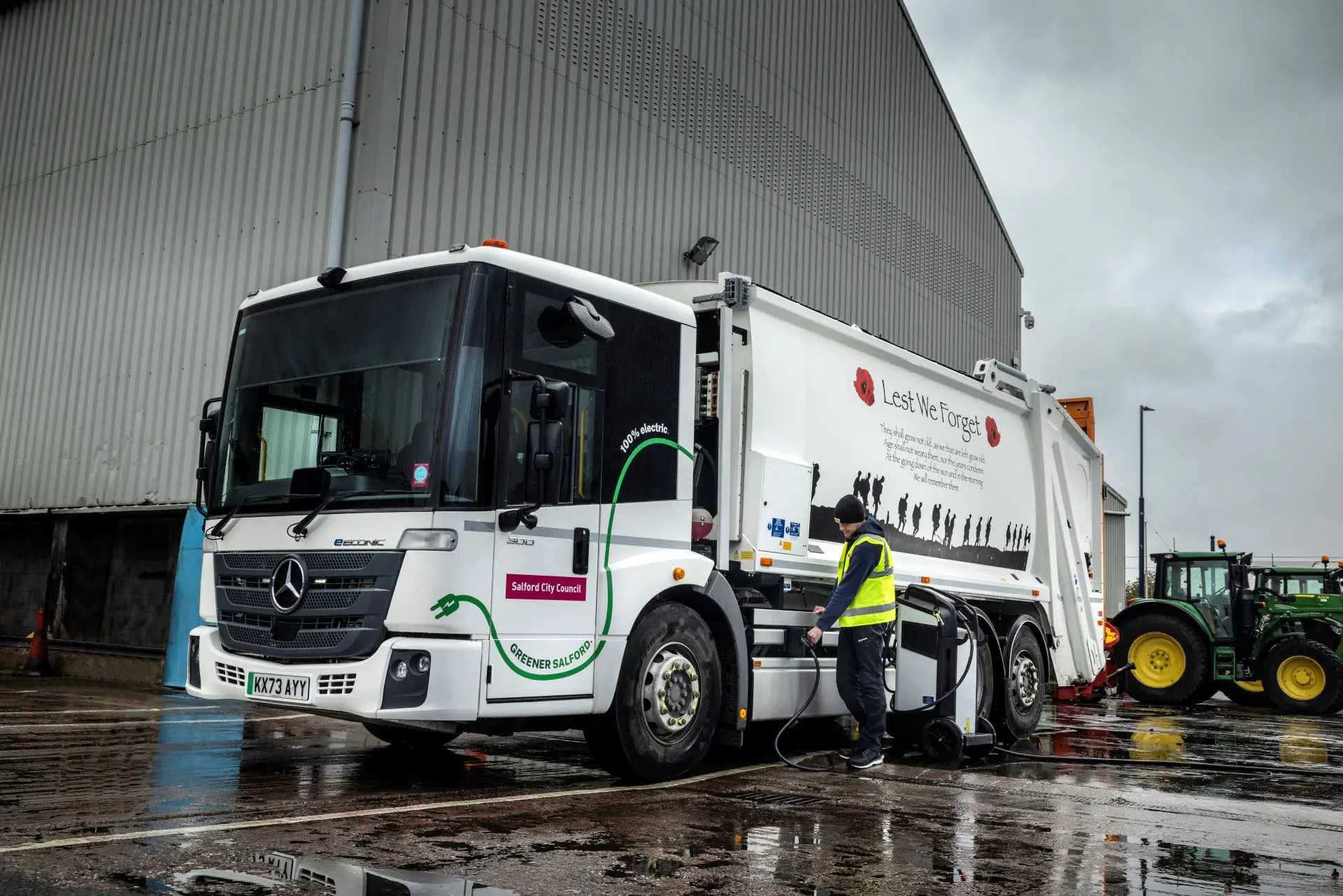 Salford Leads the Charge with All-Electric Mercedes-Benz eEconic Refuse Truck