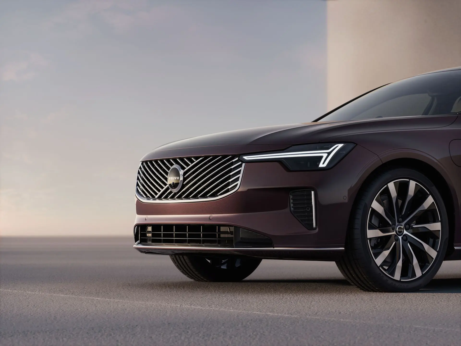 Volvo ES90: Redefining Sustainable Luxury for the Electric Era