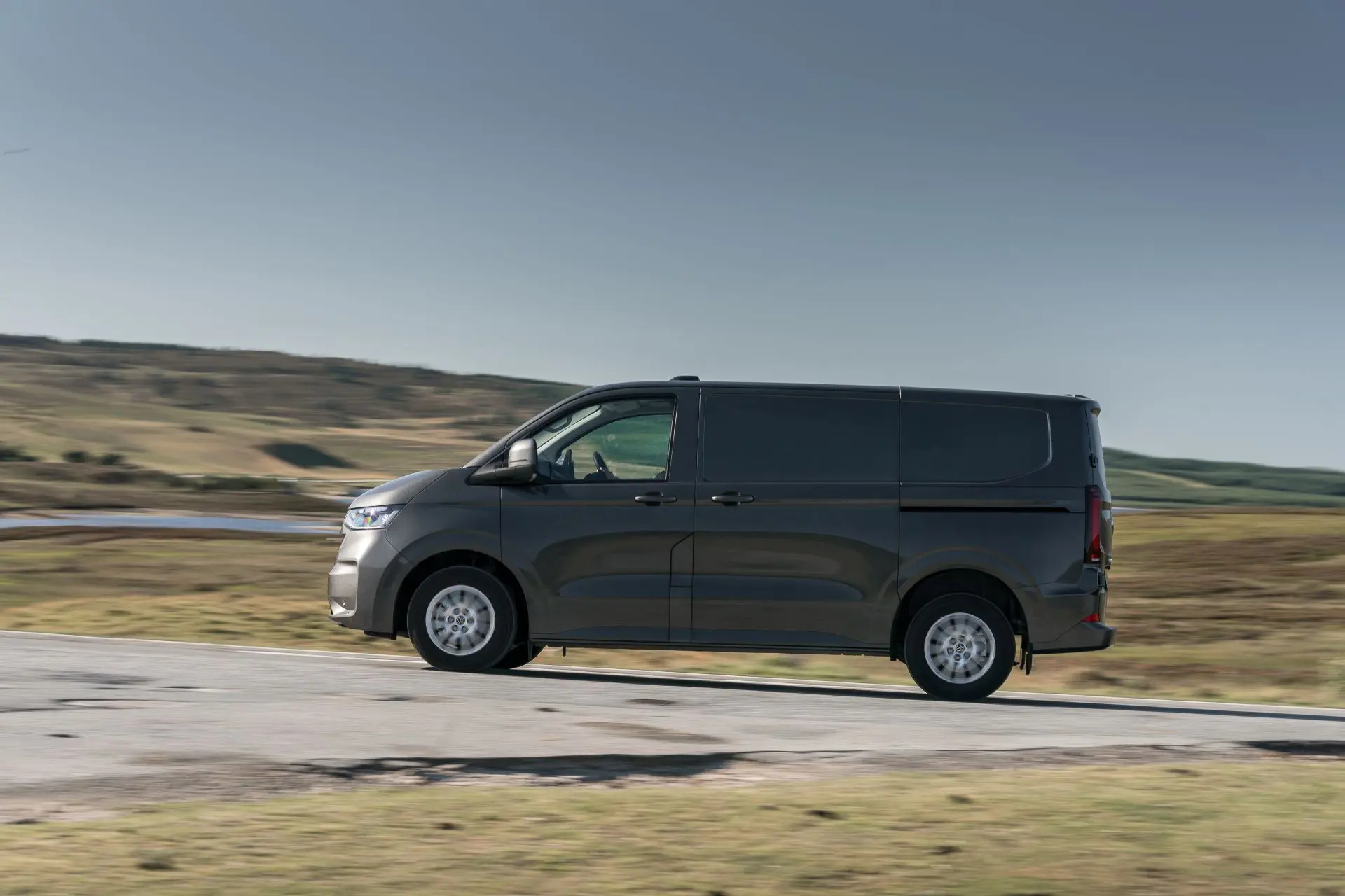 Volkswagen’s New Transporter Triumphs at What Van? Awards 2026