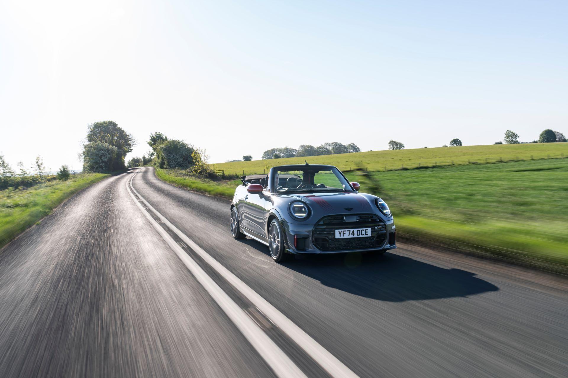 MINI Drives Record Growth in 2025 as Every Third Vehicle Sold Goes Electric