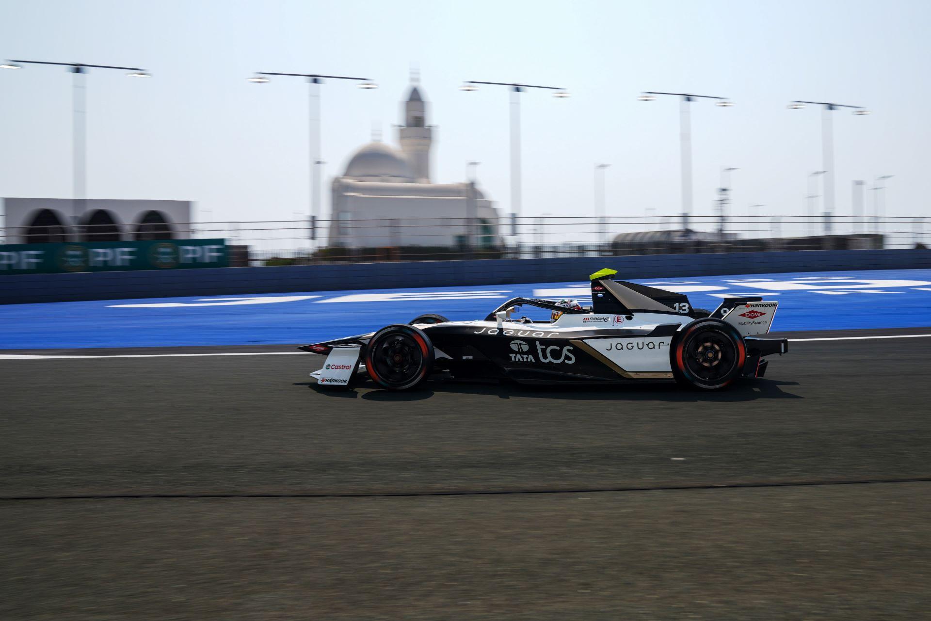 Jaguar TCS Racing Makes History with da Costa Victory at Jeddah E-Prix