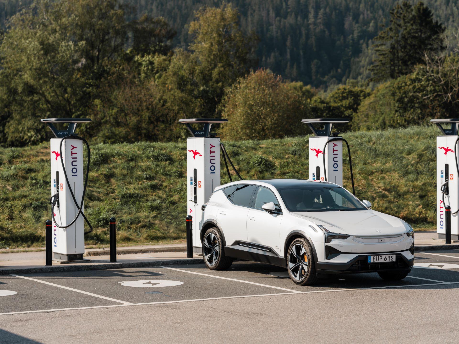 Polestar Expands Seamless Charging Experience Across Europe with Plug & Charge and Tesla Integration