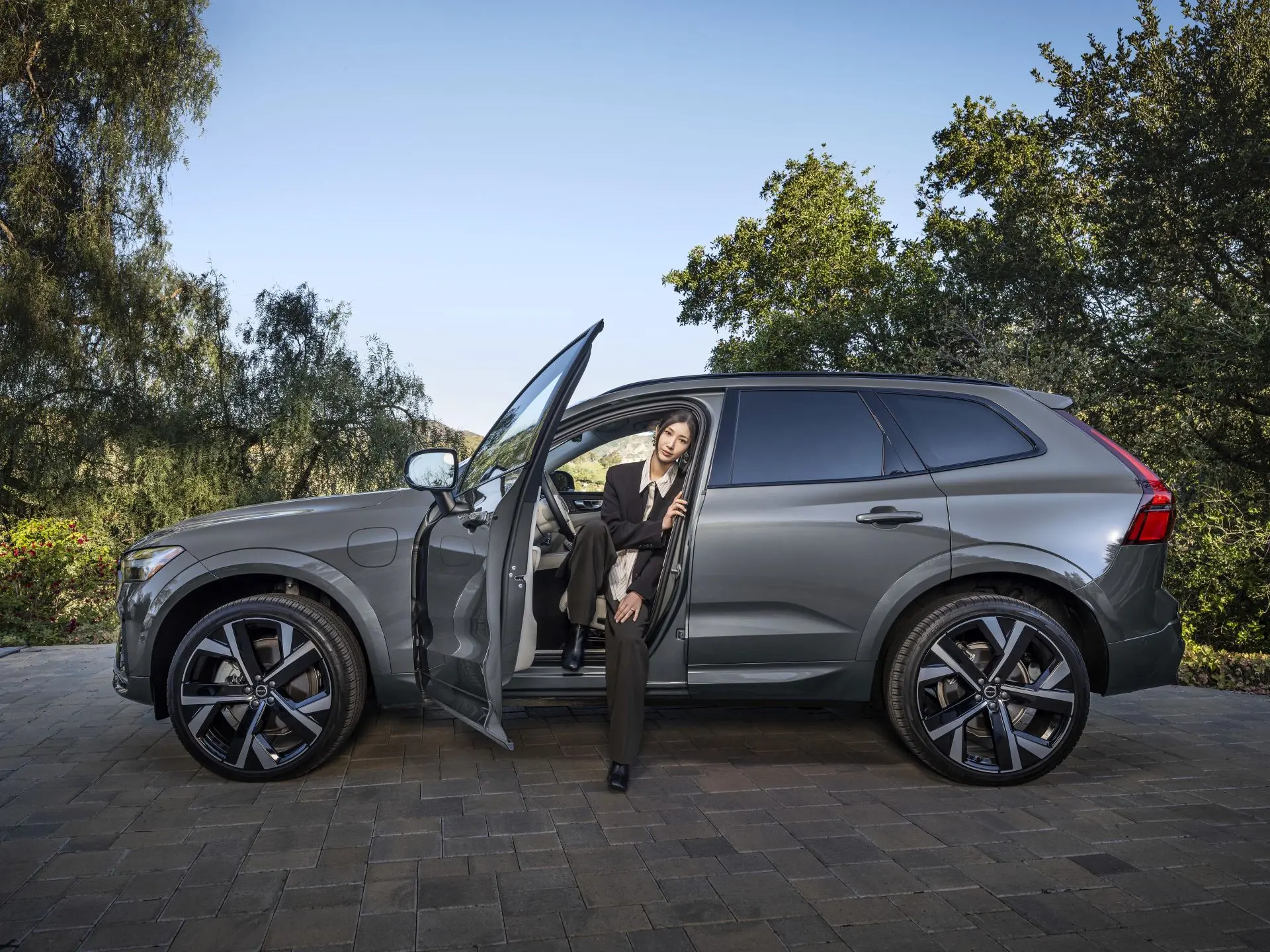 Volvo Cars and EJAE Explore the Car as a Creative Studio