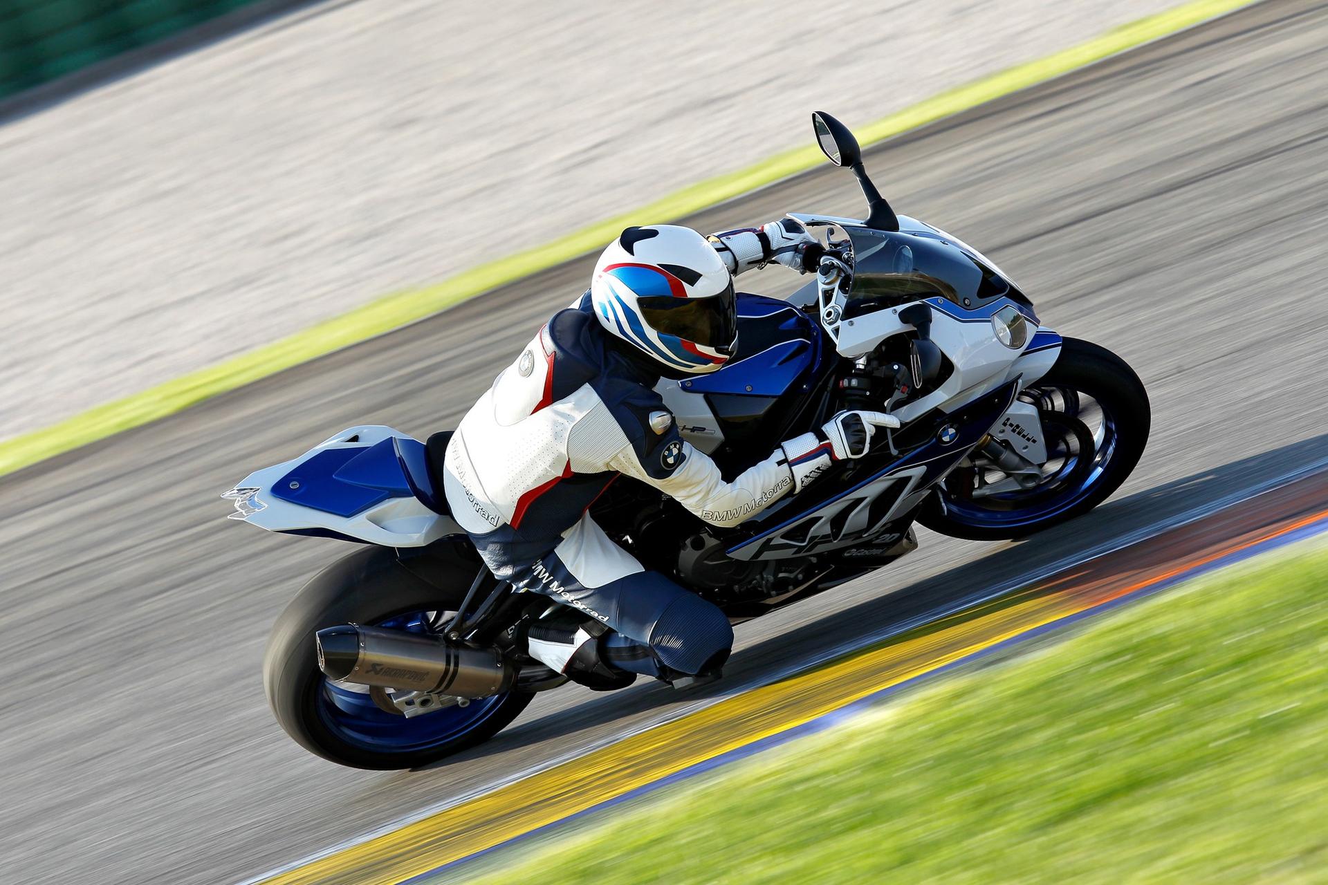 Motorcycle Racing South Africa: Leeson and Ottens aiming to be on the podium at Zwartkops