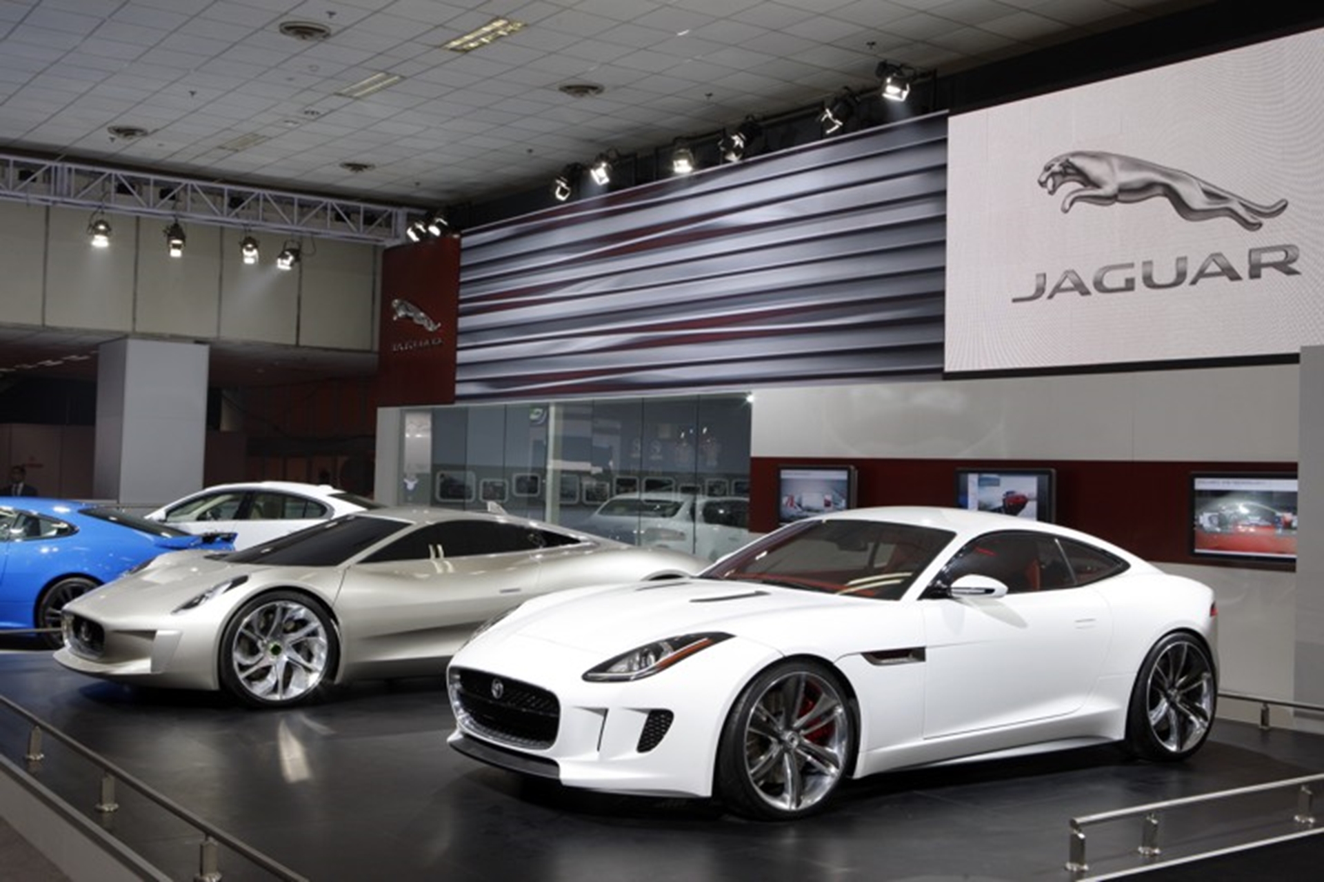 Jaguar C-X75 and C-X16 make their debuts at New Delhi Auto Expo
