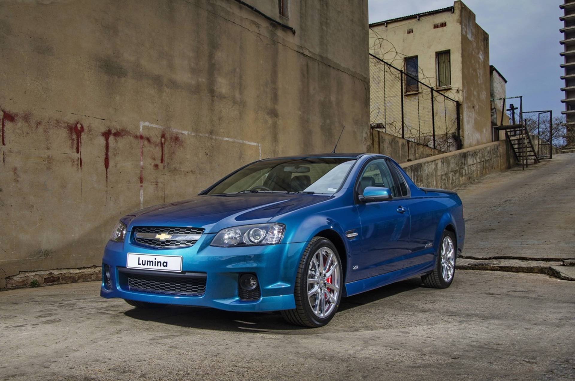 Chevrolet Lumina 2012