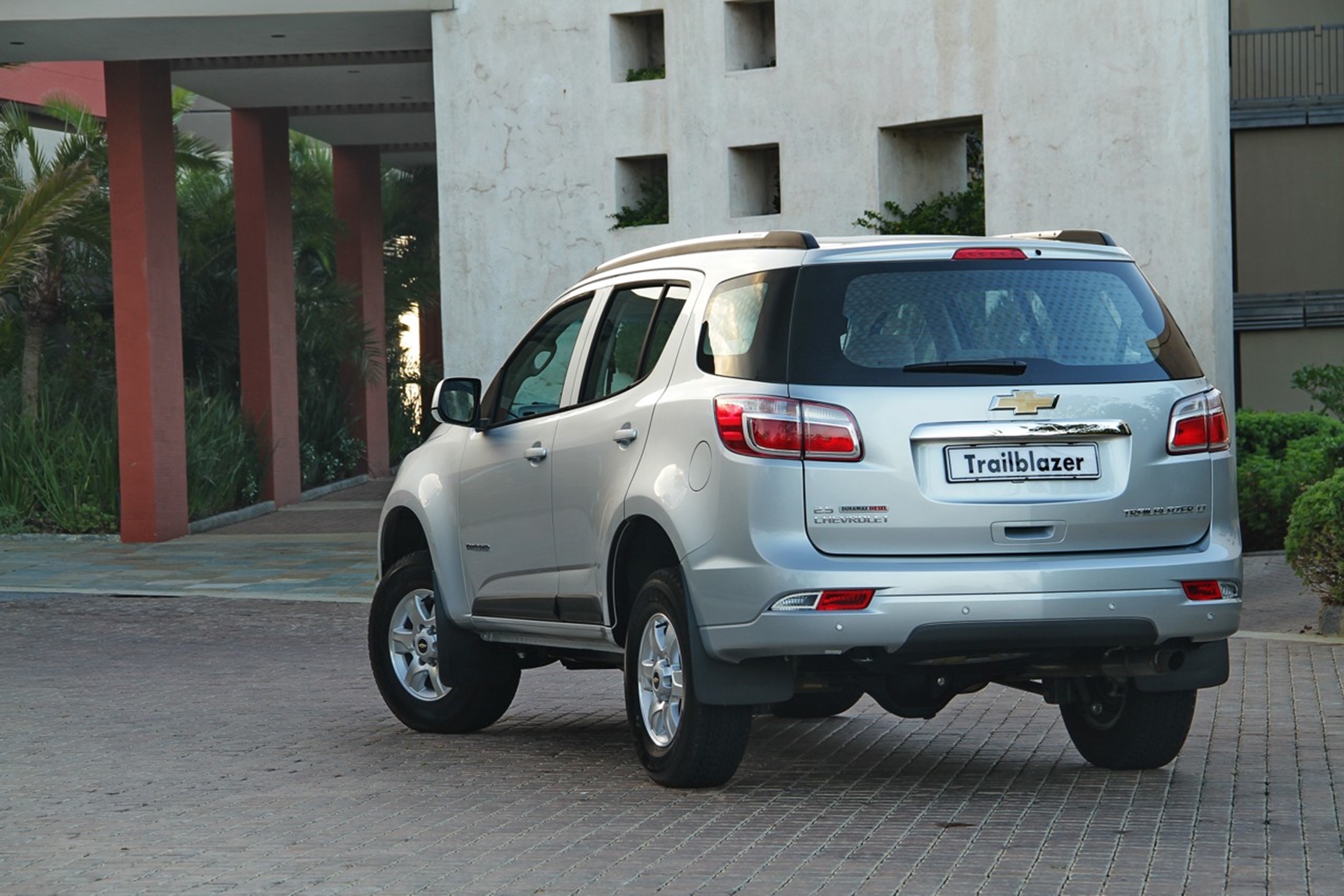 Chevrolet Trailblazer Rear