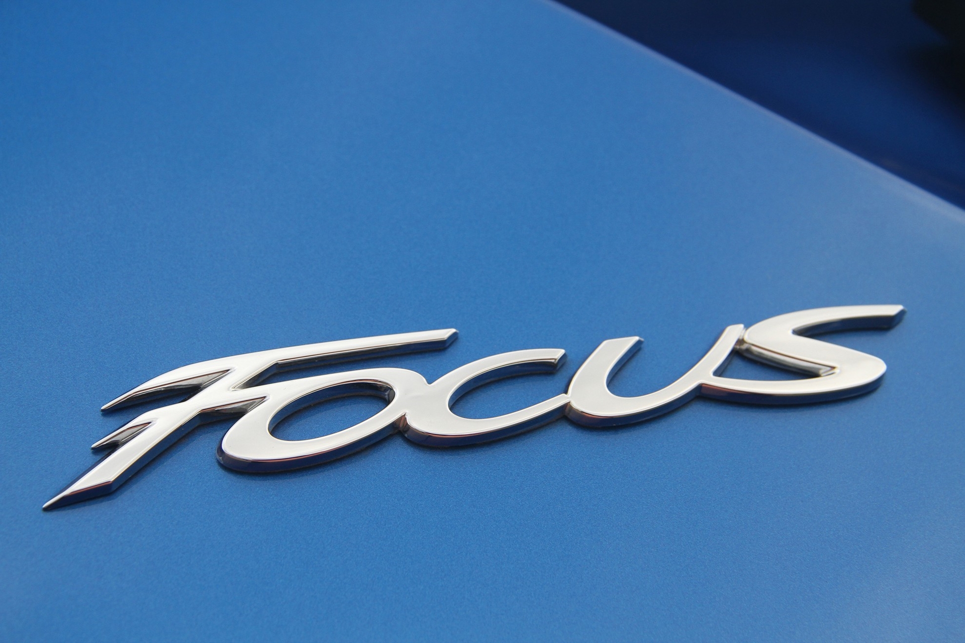 Ford Focus Logo