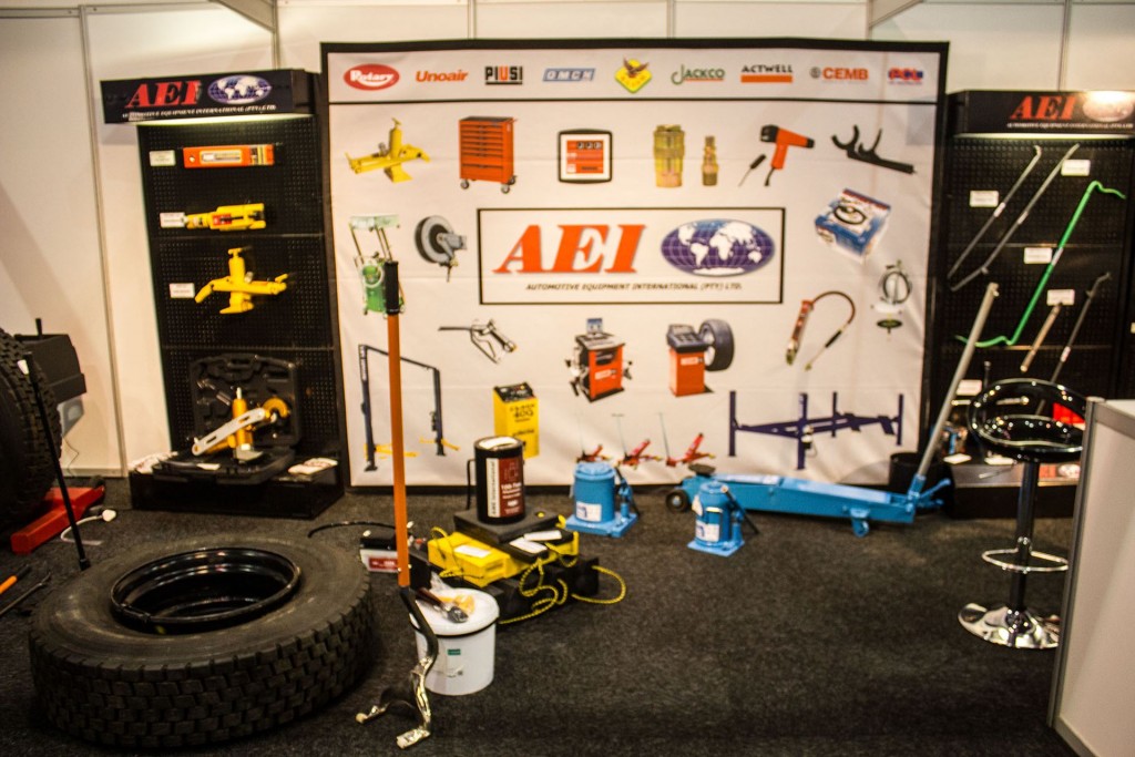 Tyre expo south africa 2014 automotive equipment international 02