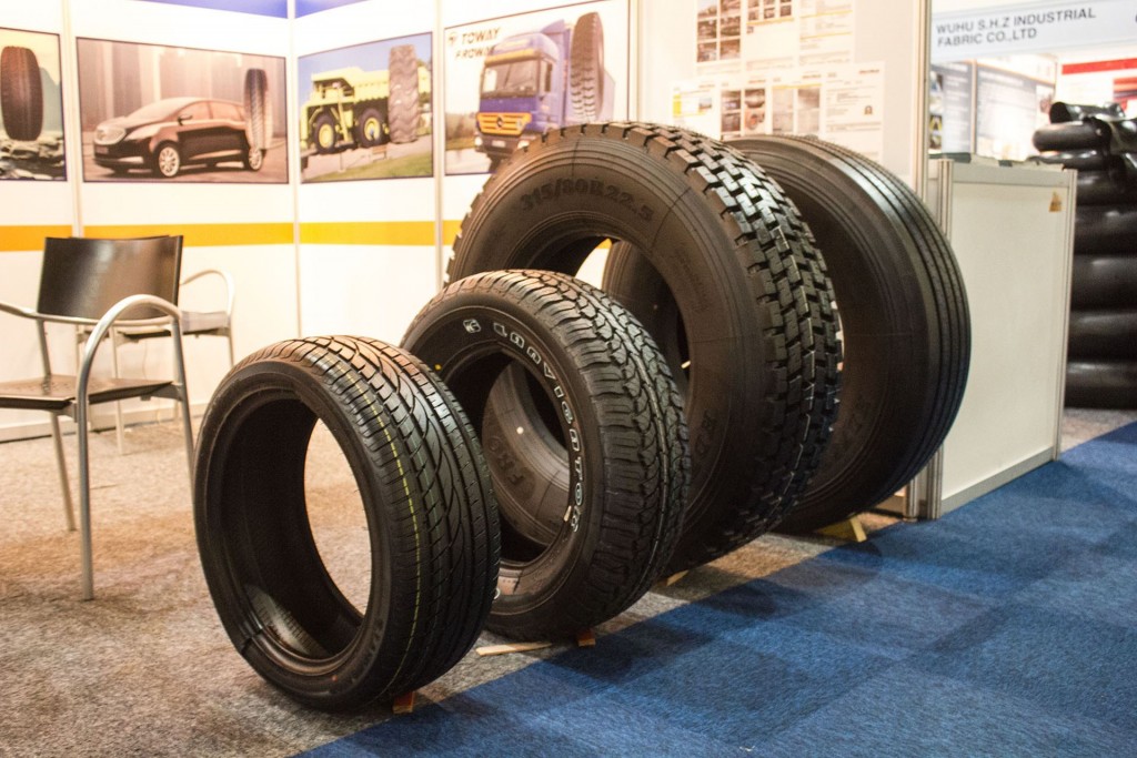 Tyre expo south africa 2014 huadong rubber tyre 01